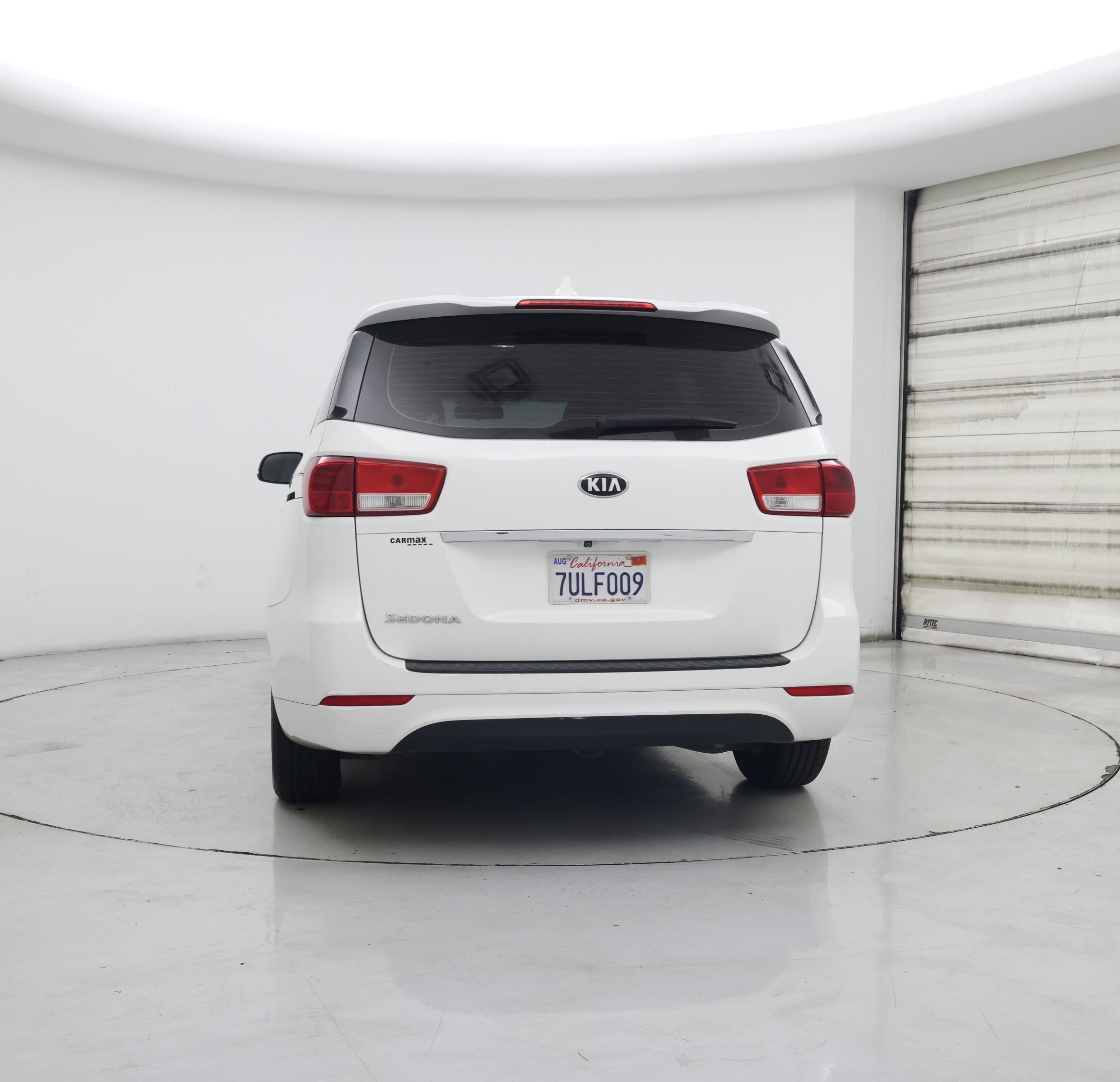 Thumbnail: 2016 Kia Sedona - 6