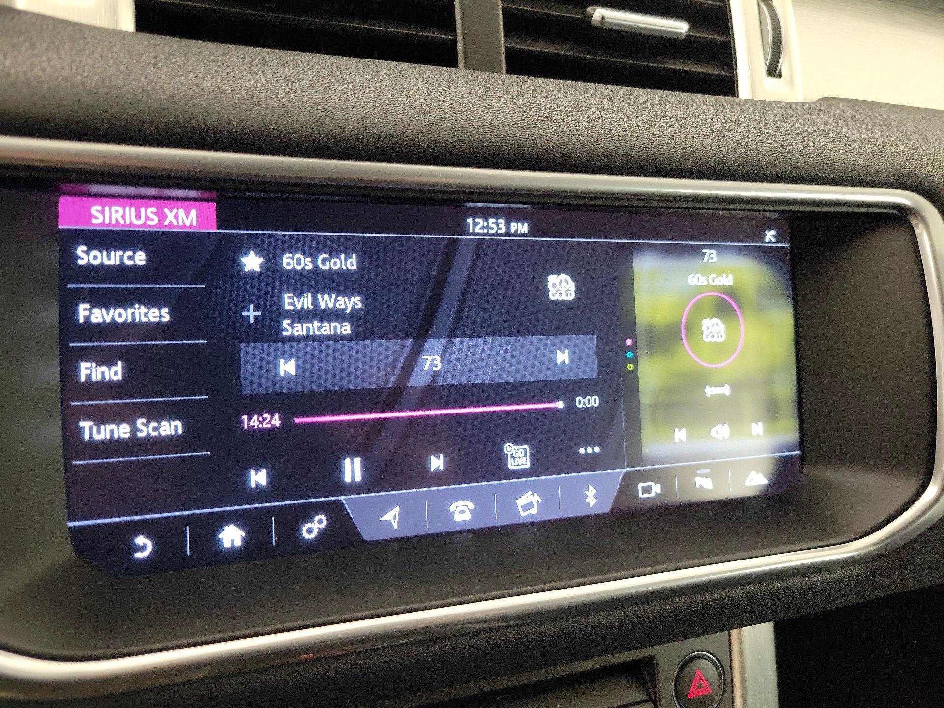 Thumbnail: 2017 Land Rover Range Rover Evoque - 16