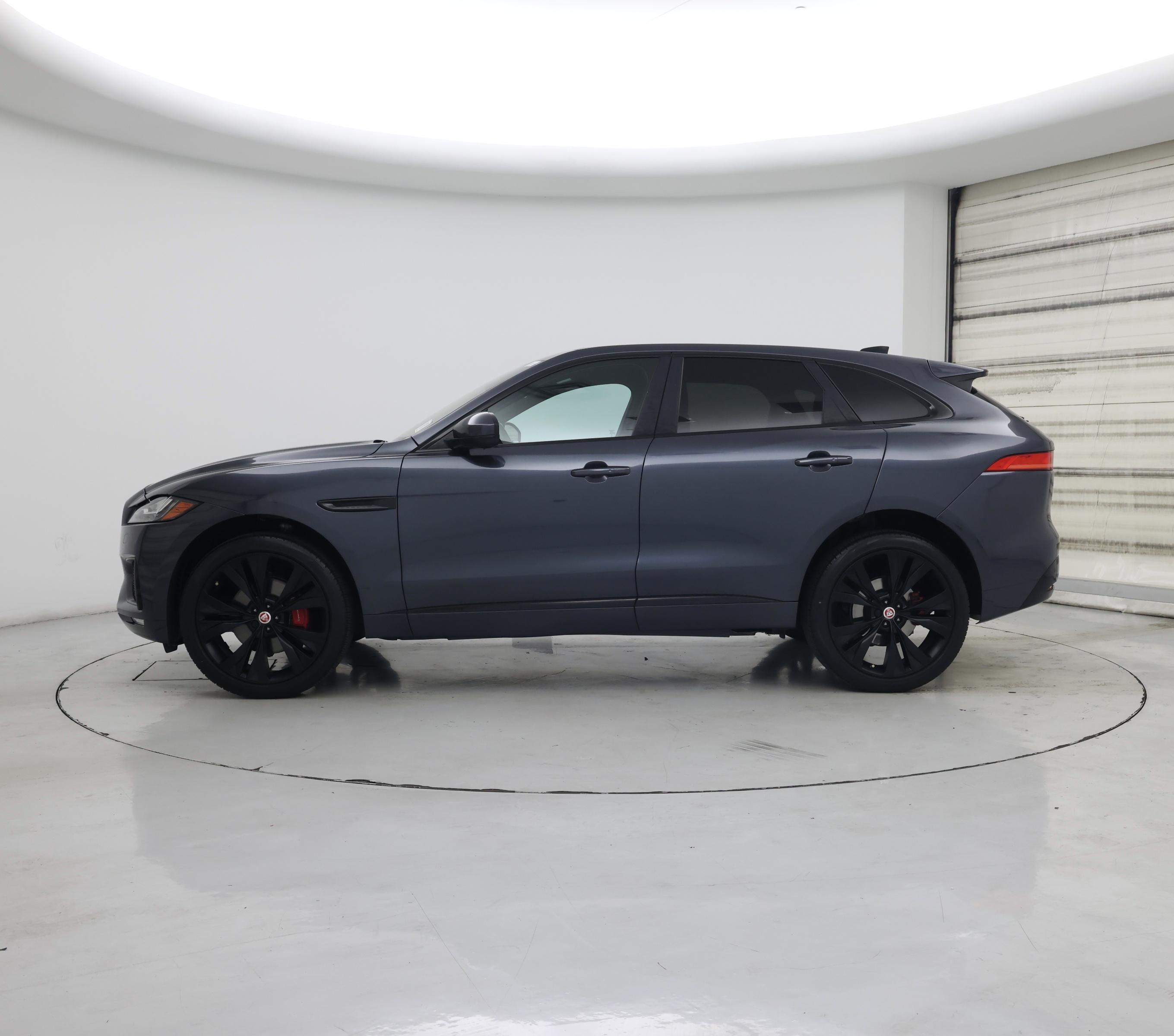 Thumbnail: 2020 Jaguar F-Pace - 3