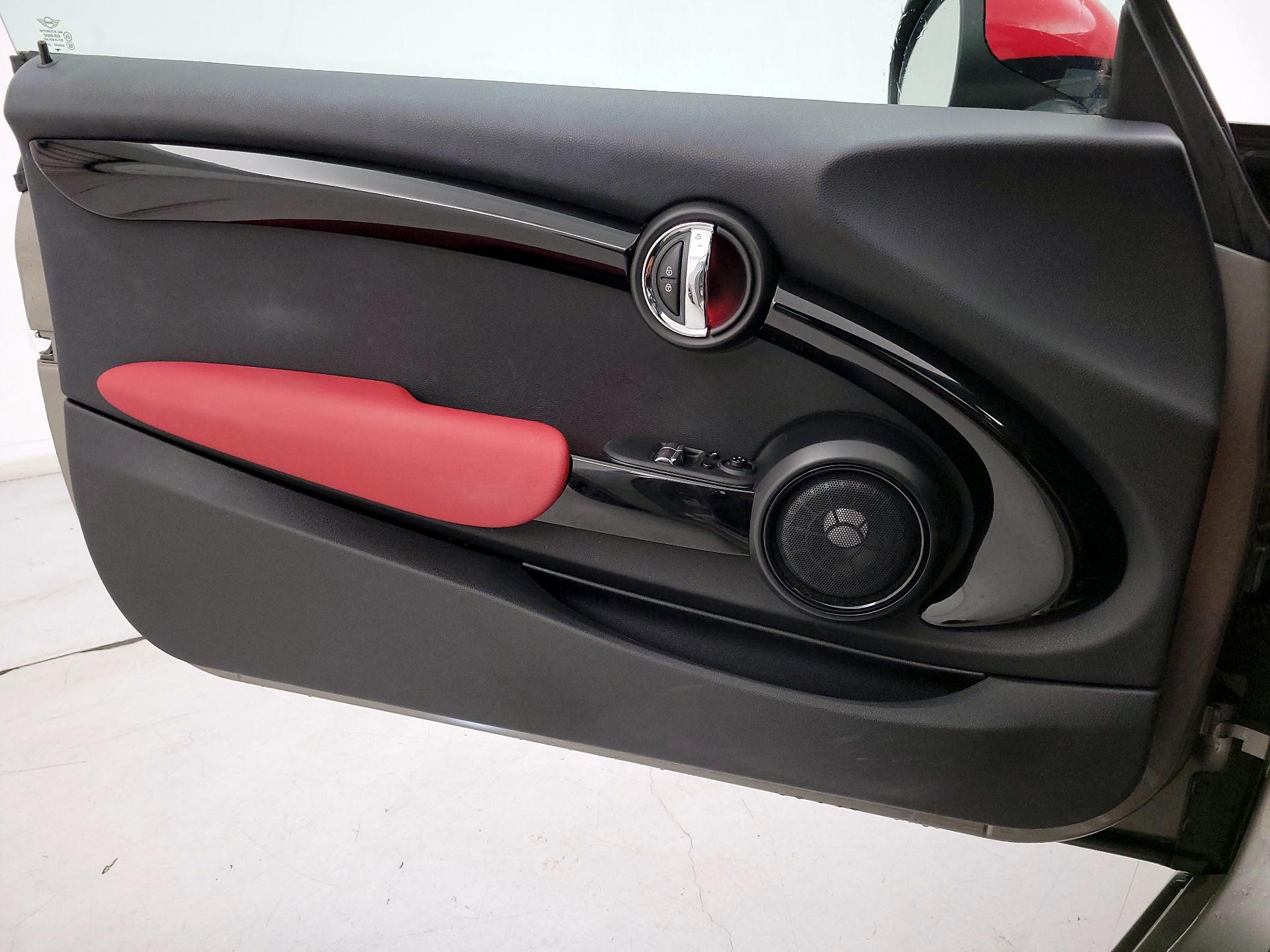 Thumbnail: 2019 MINI Cooper Hardtop - 12