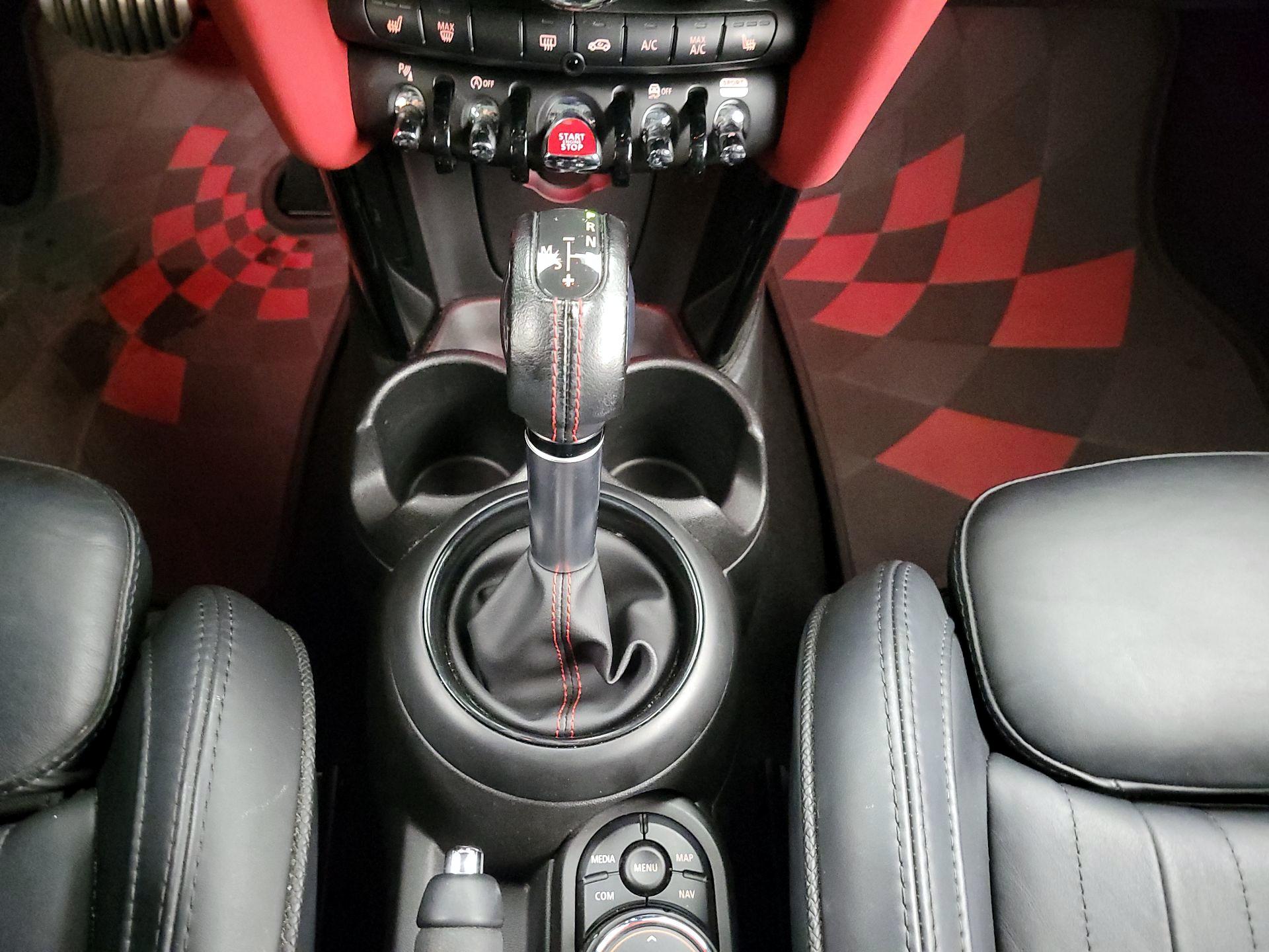 Thumbnail: 2019 MINI Cooper Hardtop - 18