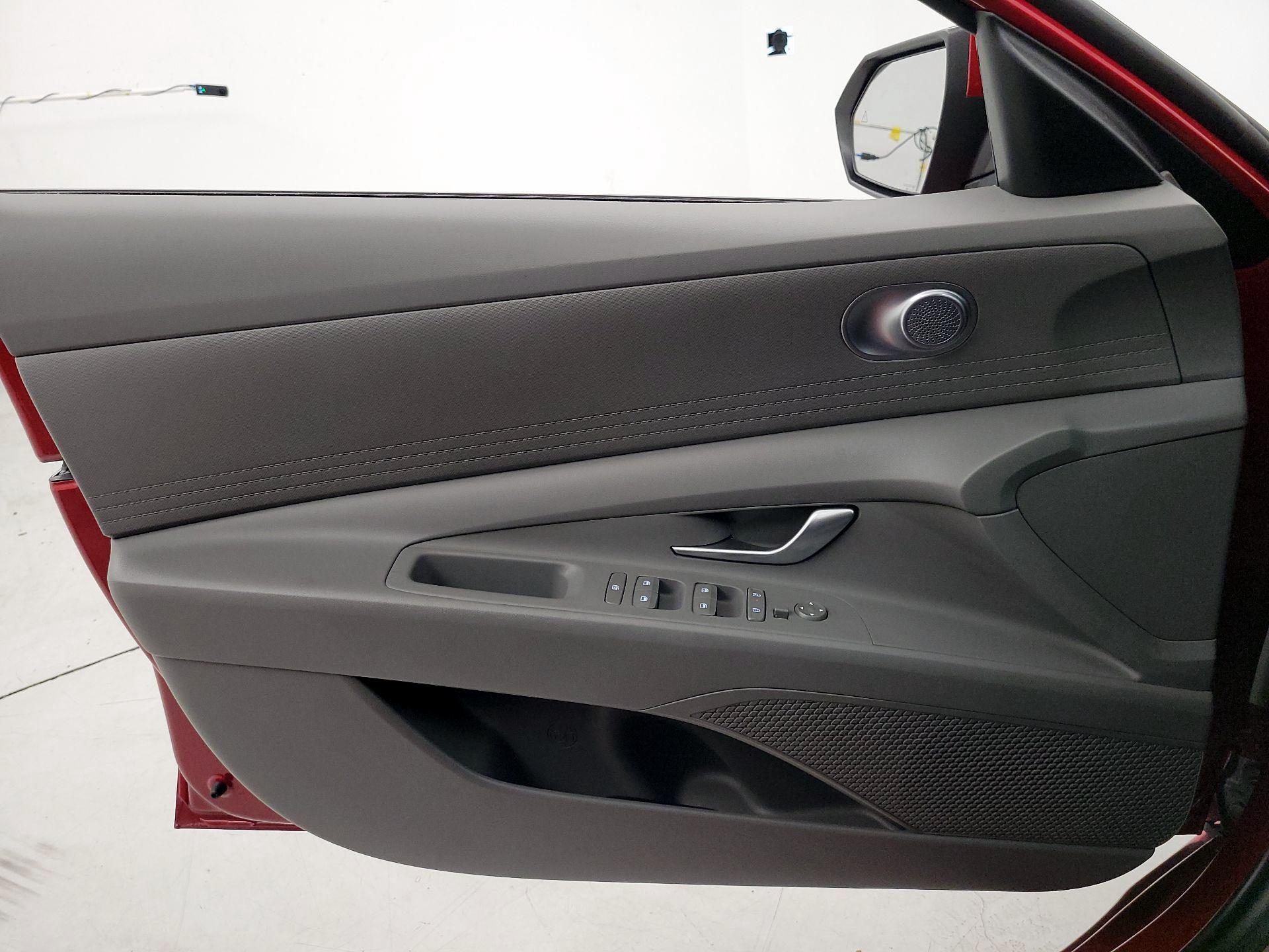 Thumbnail: 2024 Hyundai Elantra - 12