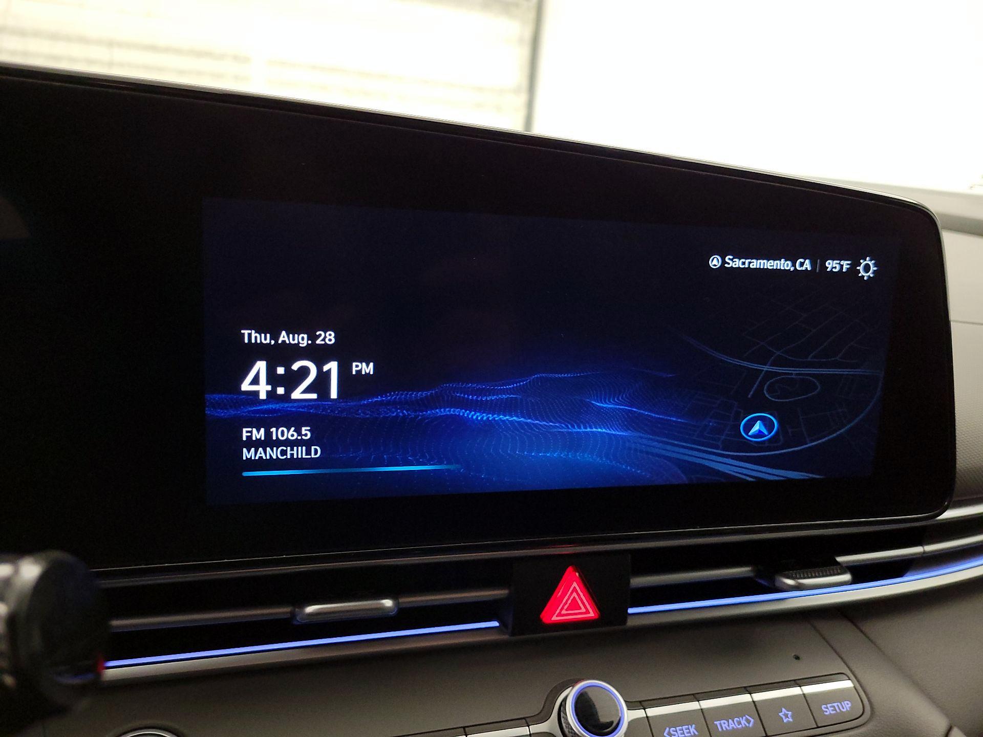 Thumbnail: 2024 Hyundai Elantra - 16