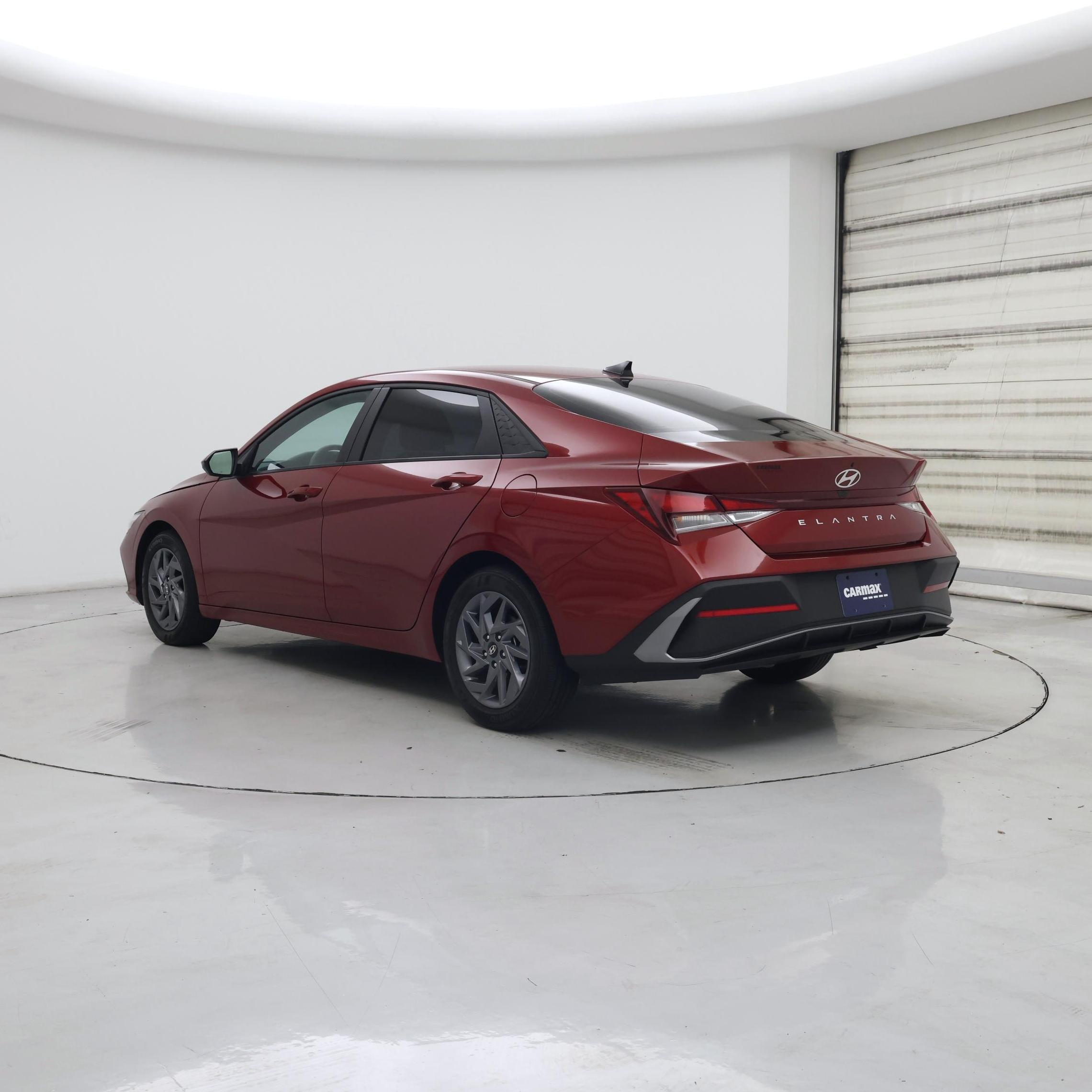 Thumbnail: 2024 Hyundai Elantra - 2