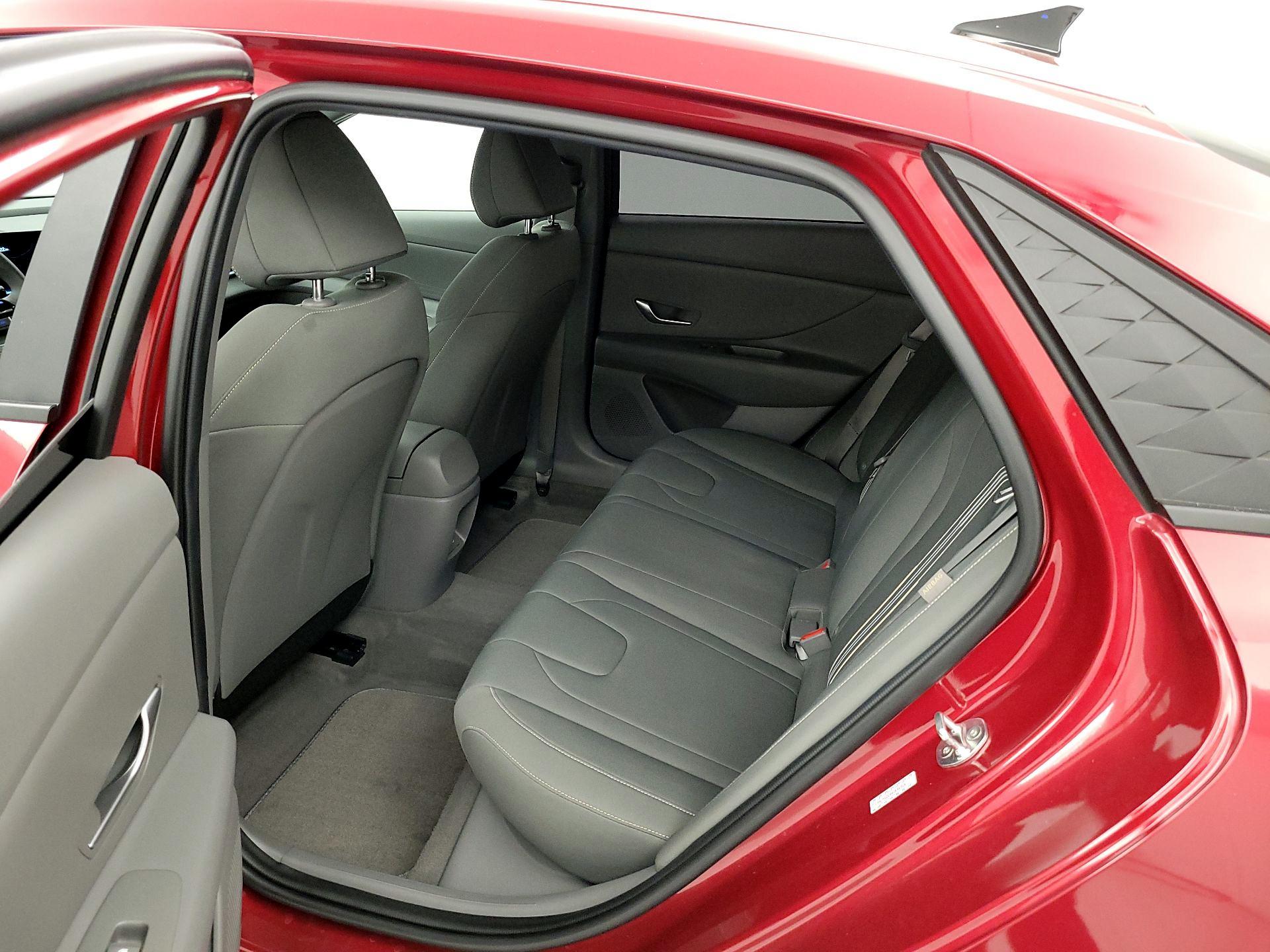 Thumbnail: 2024 Hyundai Elantra - 20