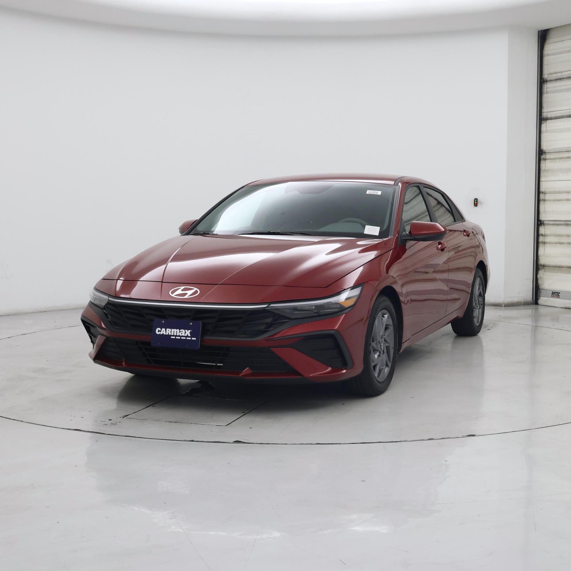Thumbnail: 2024 Hyundai Elantra - 4