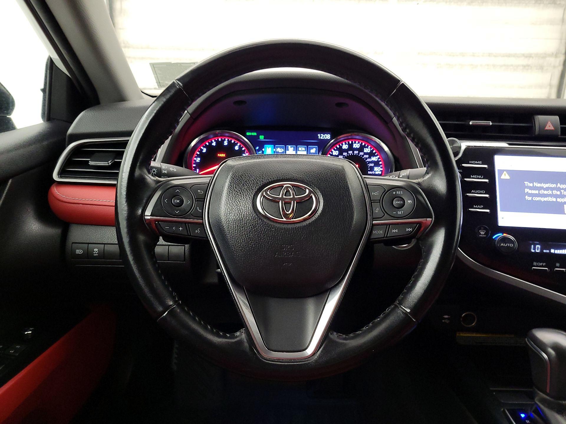 Thumbnail: 2019 Toyota Camry - 10