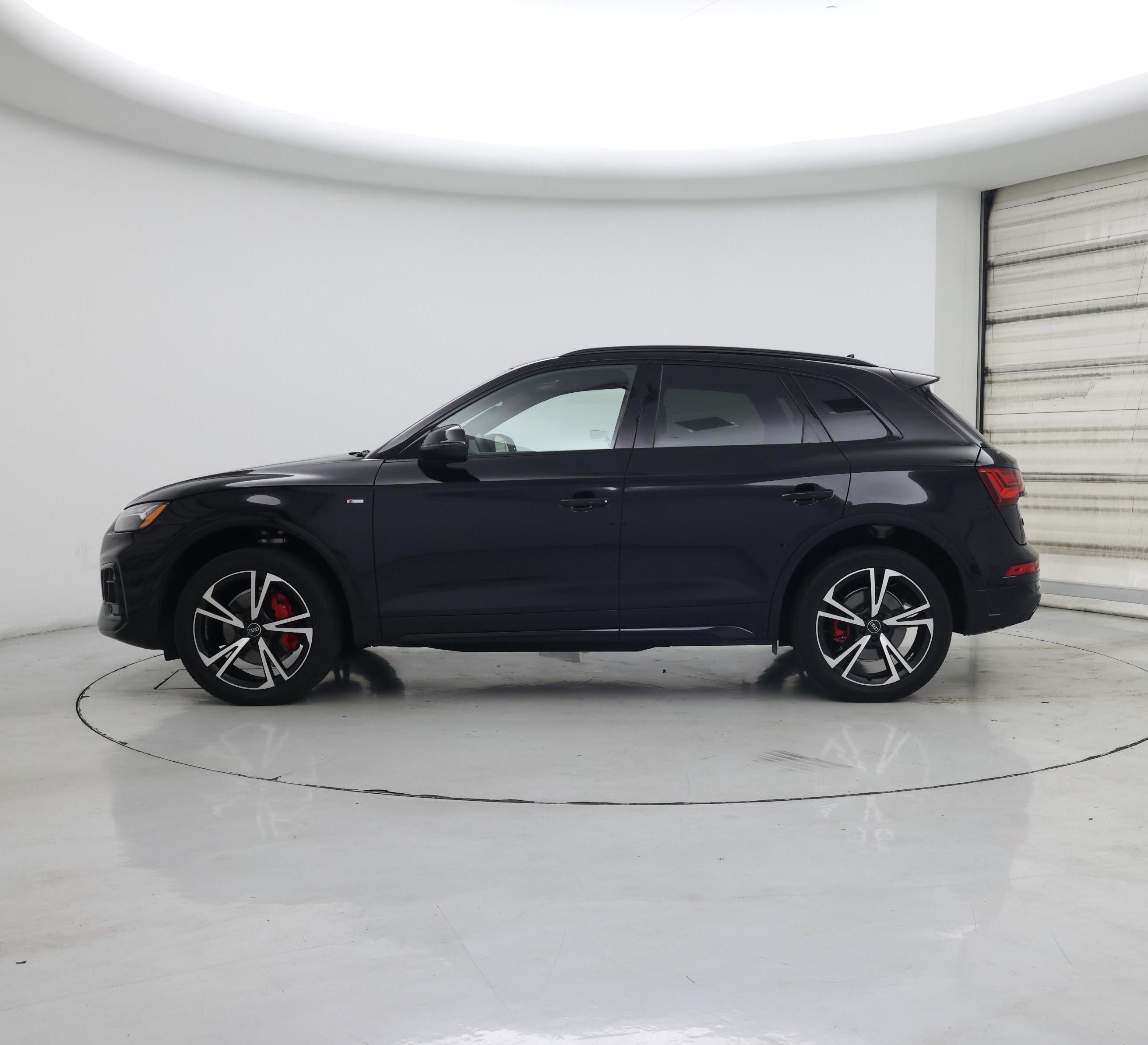 Thumbnail: 2025 Audi Q5 - 3