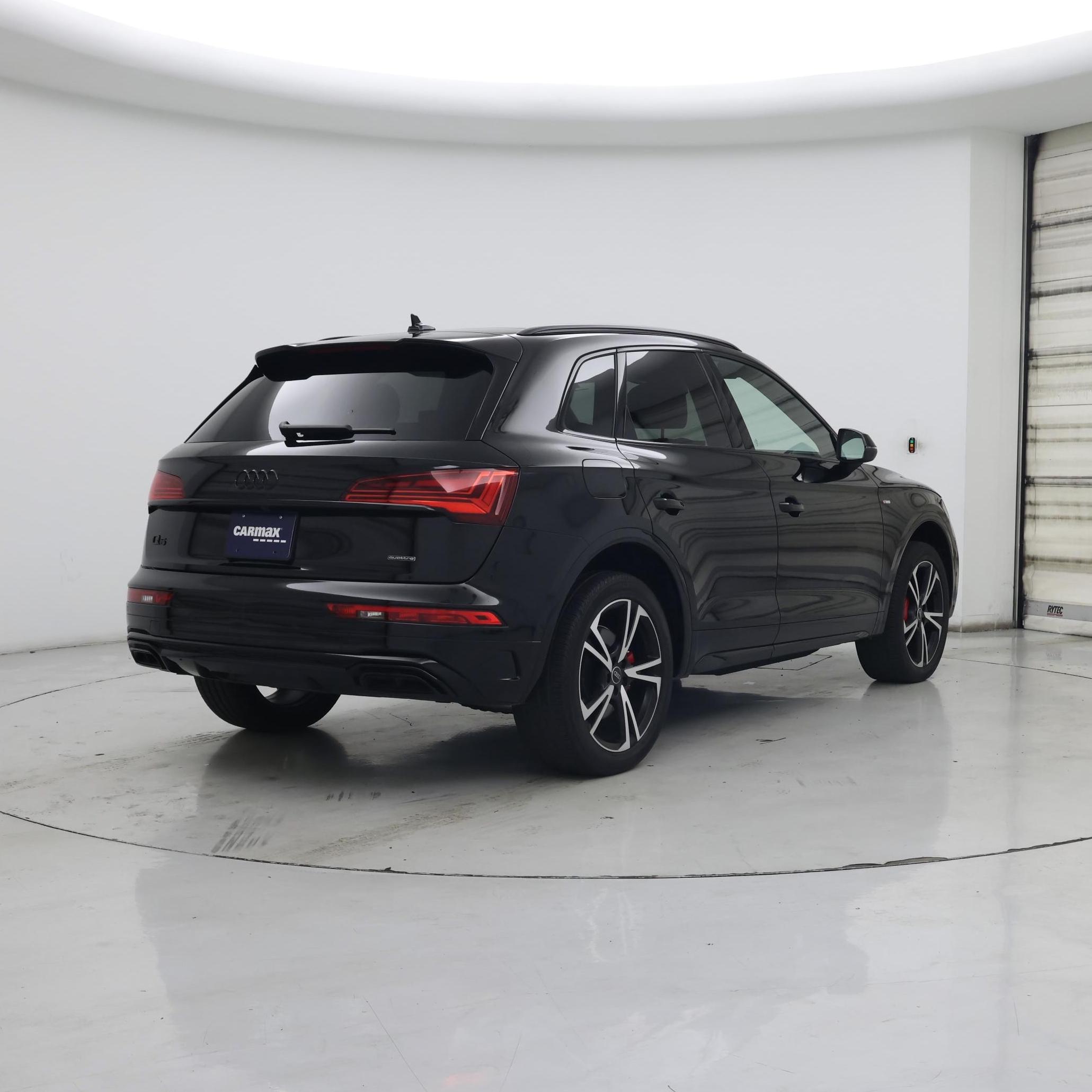 Thumbnail: 2025 Audi Q5 - 8