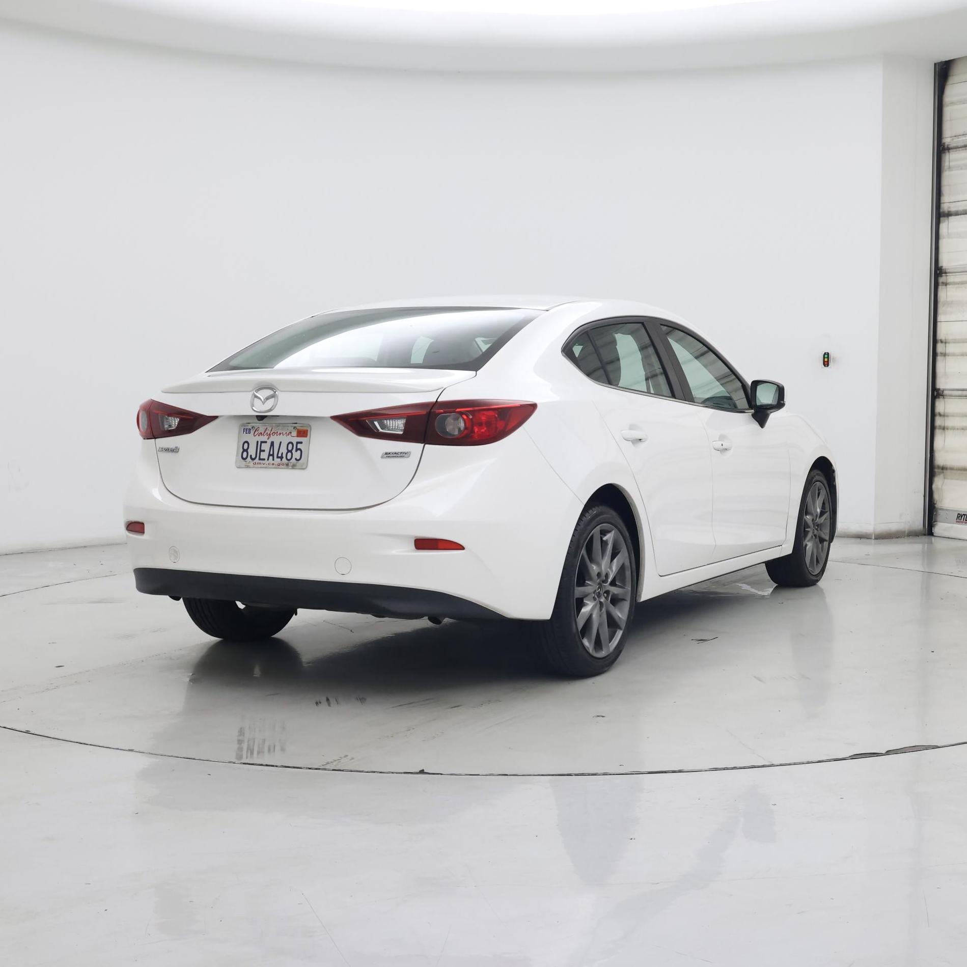 Thumbnail: 2018 Mazda Mazda3 - 8