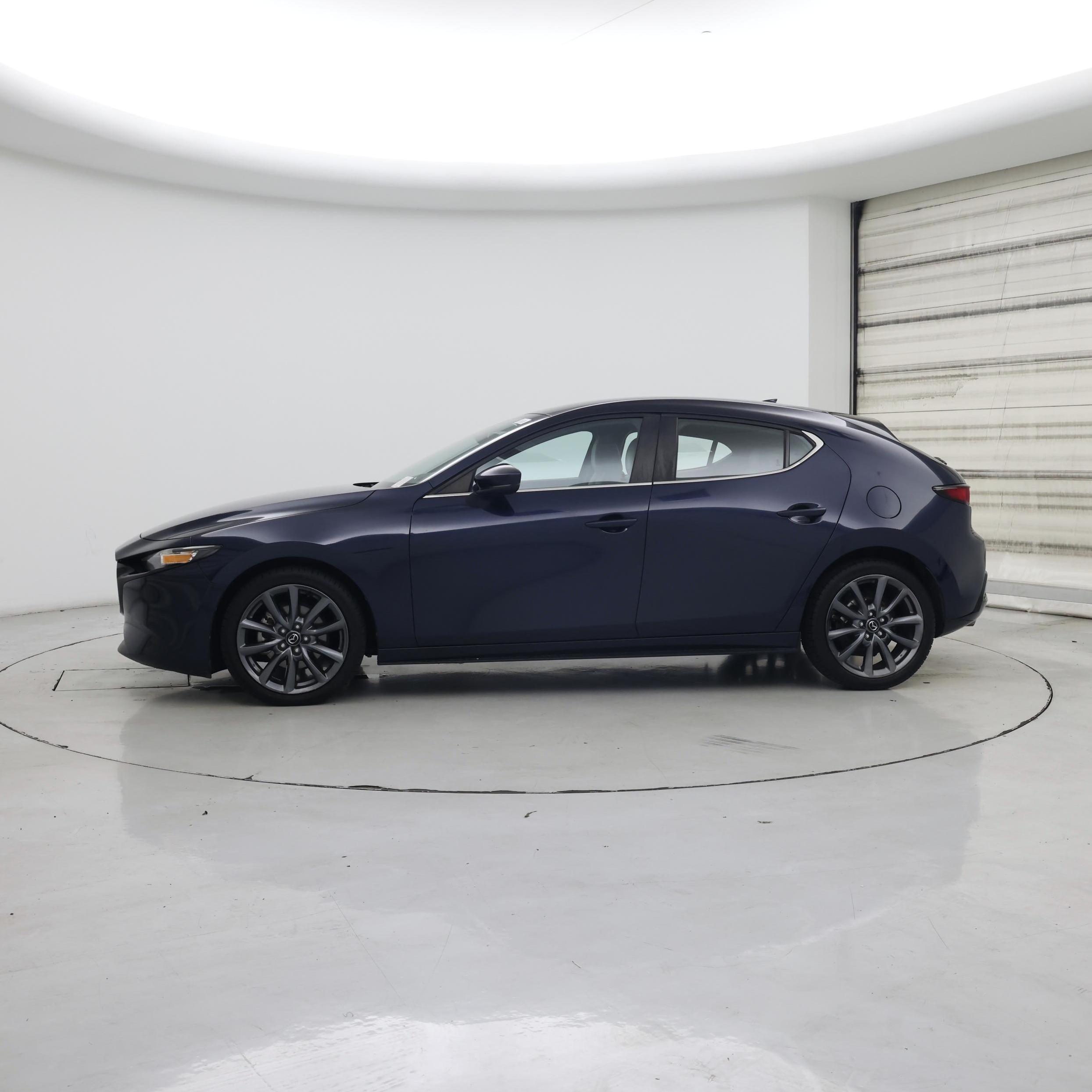 Thumbnail: 2020 Mazda Mazda3 - 3