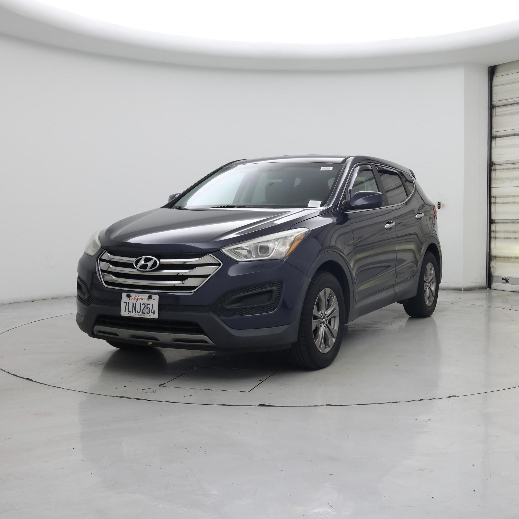Thumbnail: 2015 Hyundai Santa Fe - 4