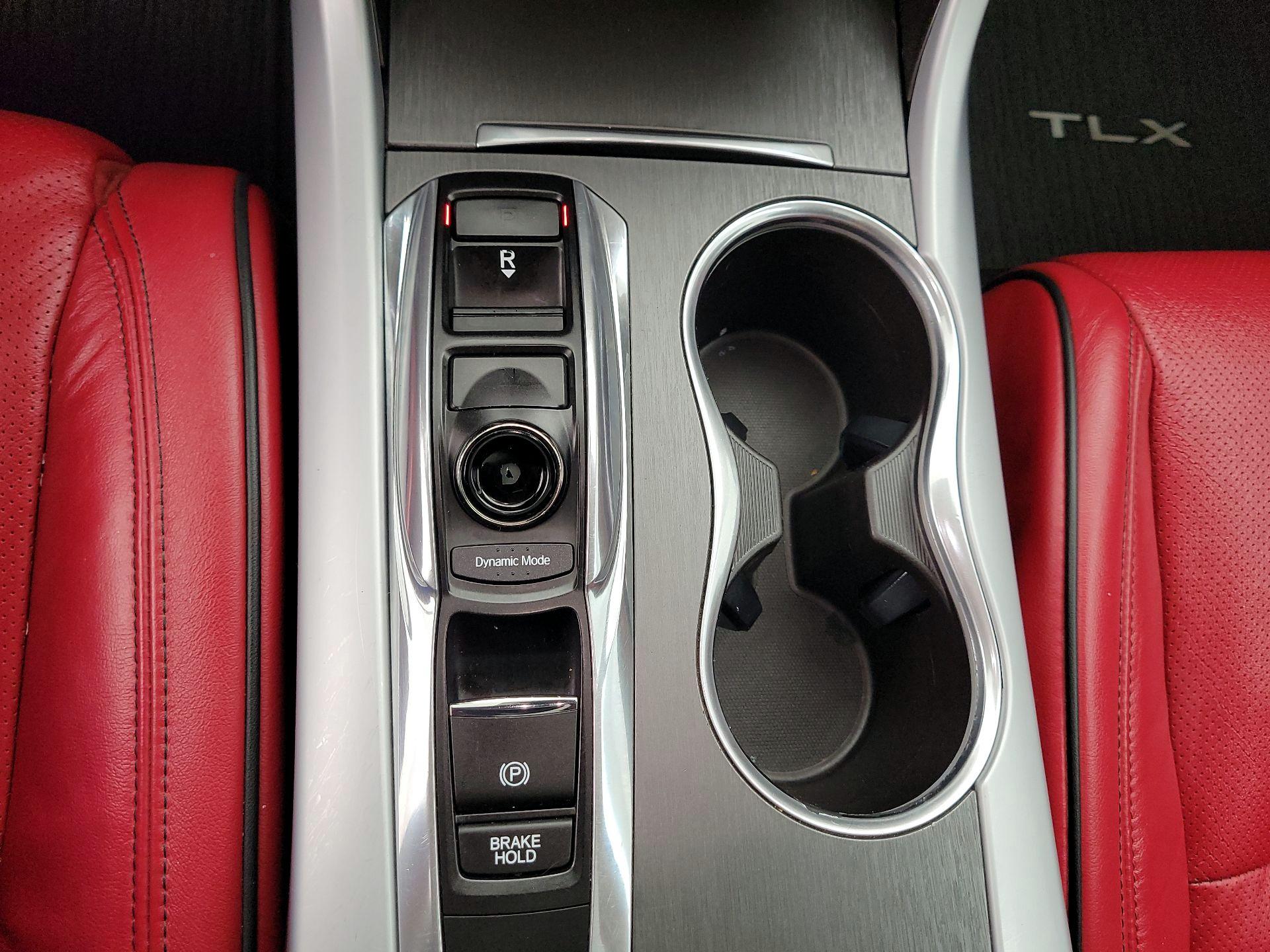 Thumbnail: 2019 Acura TLX - 18