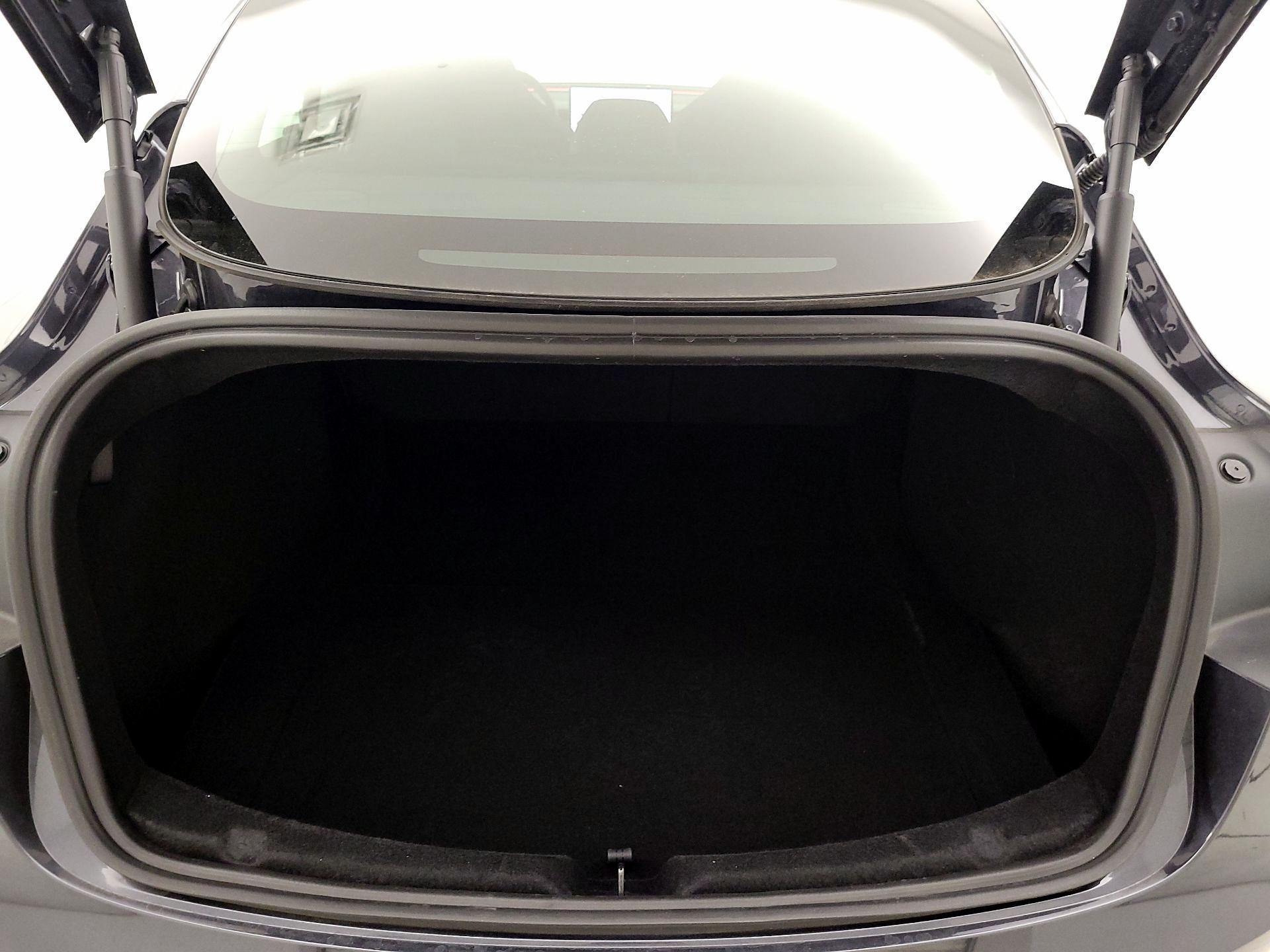 Thumbnail: 2024 Tesla Model 3 - 19