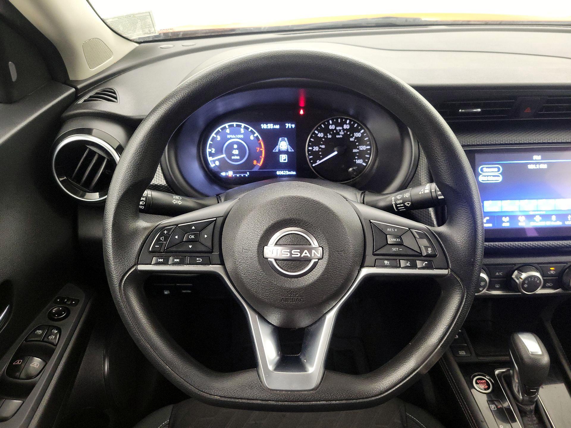 Thumbnail: 2023 Nissan Kicks - 10