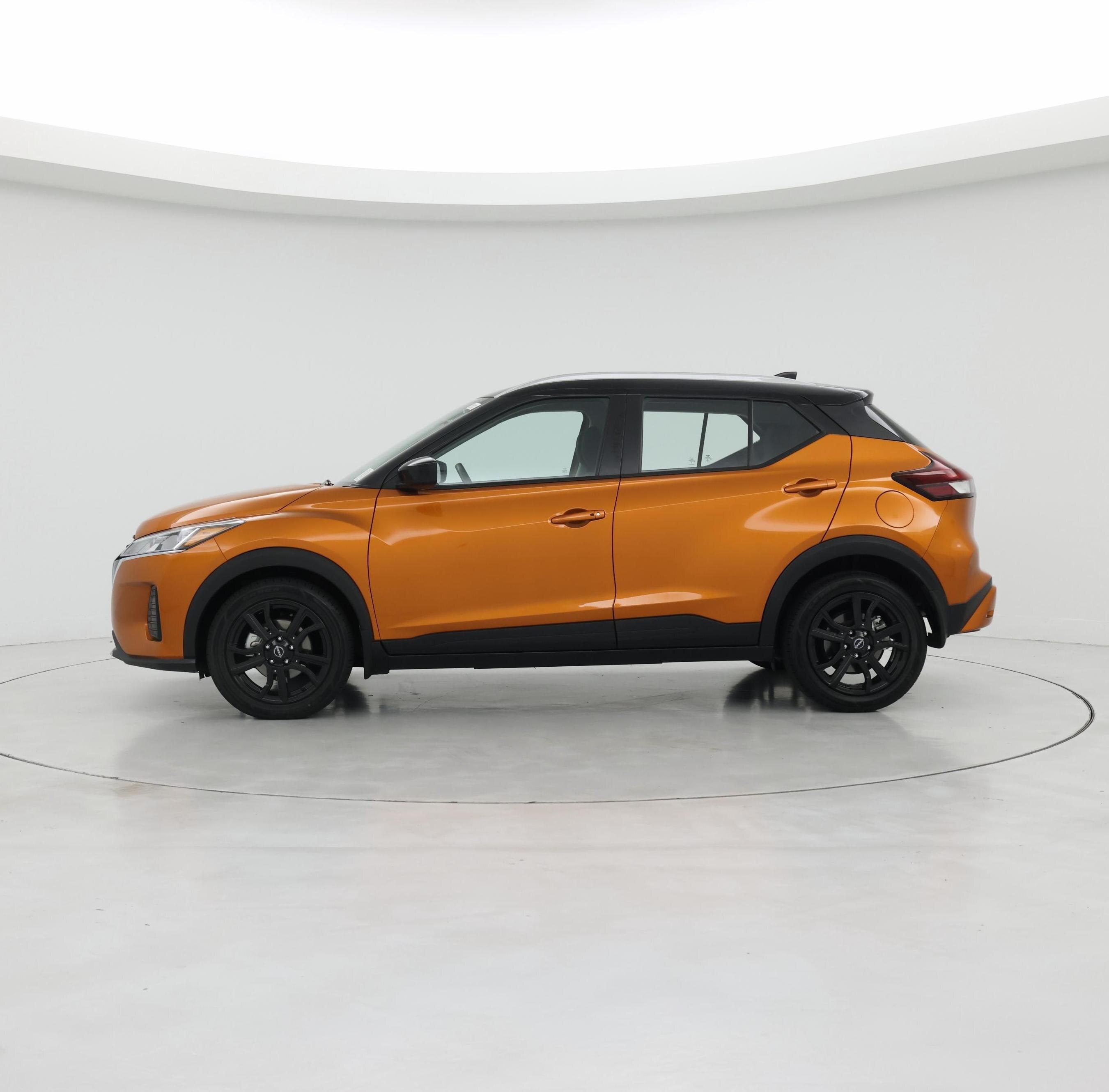 Thumbnail: 2023 Nissan Kicks - 3