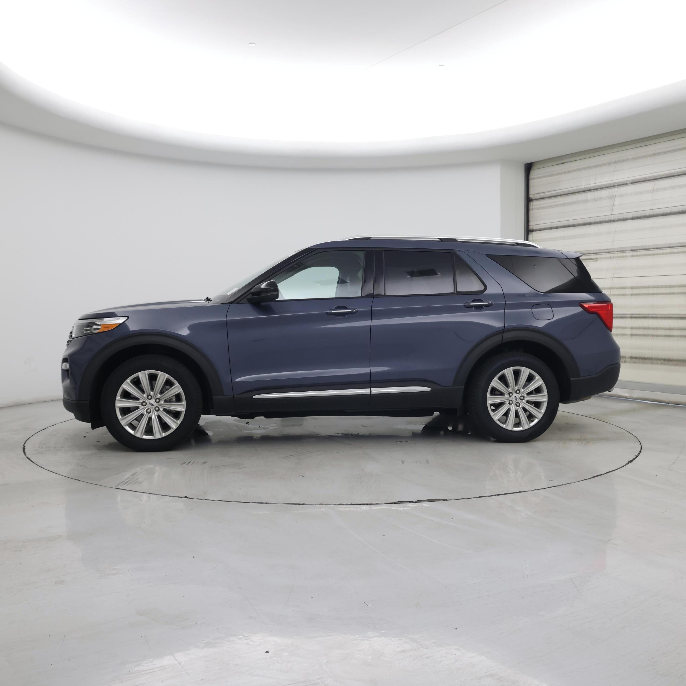 Thumbnail: 2021 Ford Explorer - 3