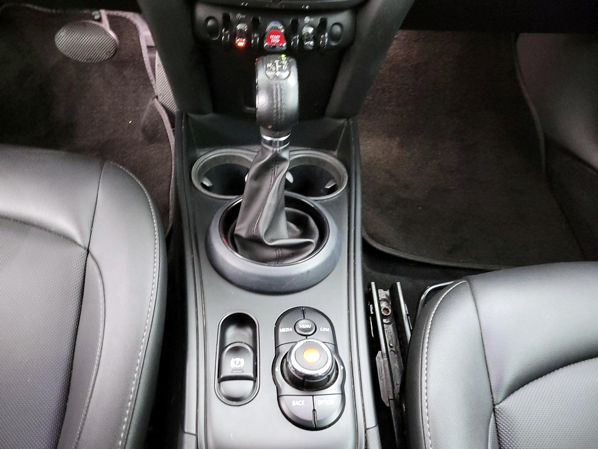 Thumbnail: 2019 MINI Cooper Countryman - 16