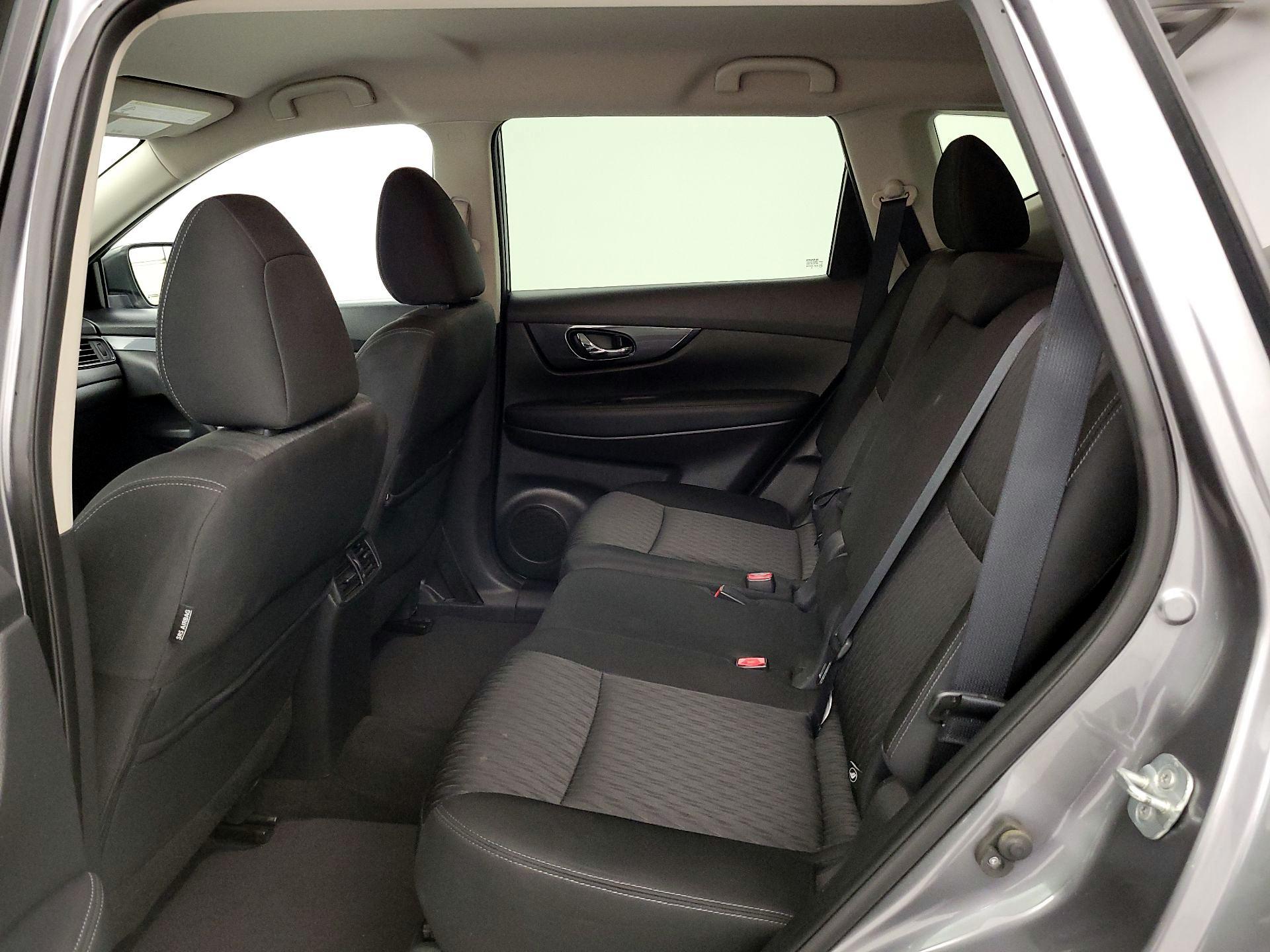 Thumbnail: 2018 Nissan Rogue - 19