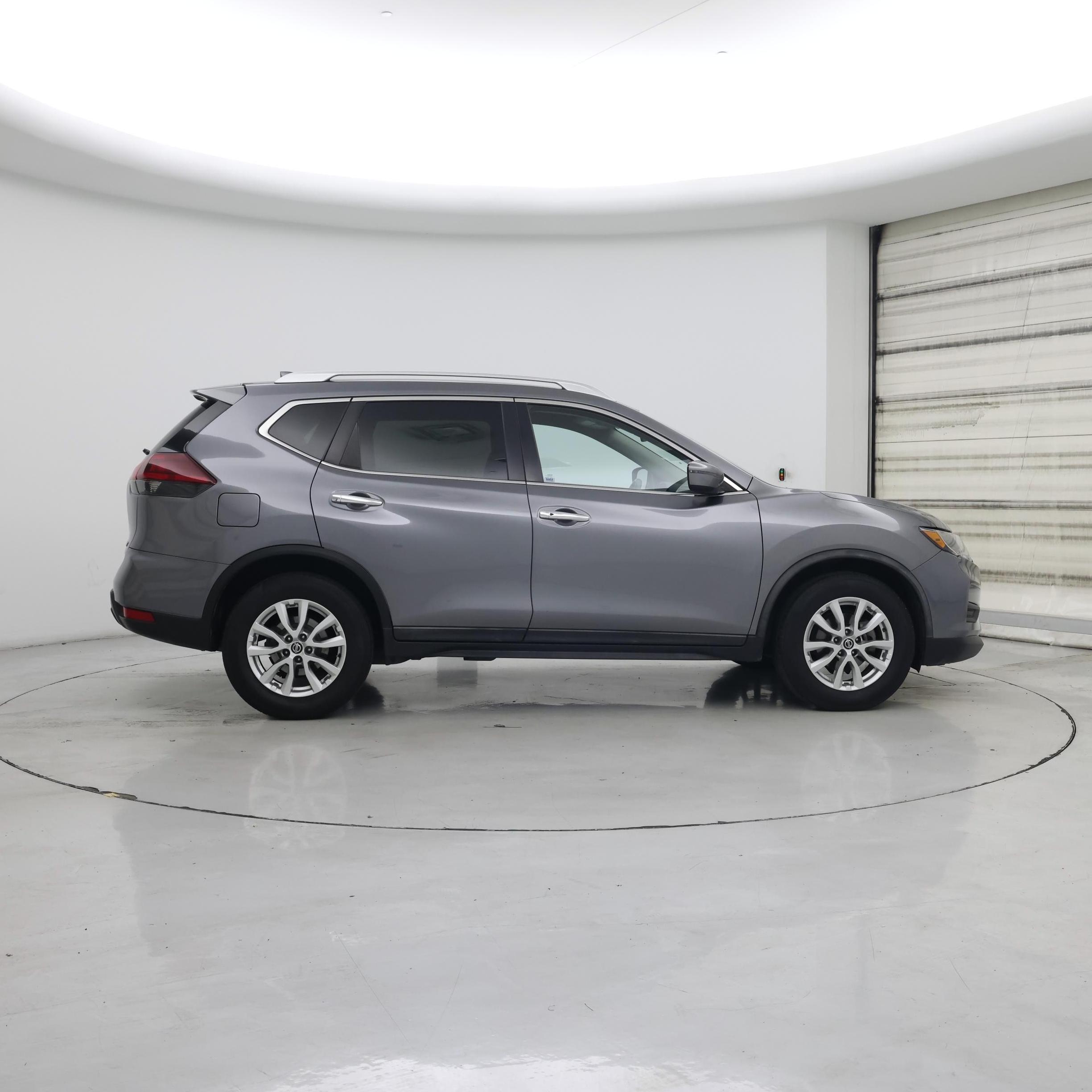 Thumbnail: 2018 Nissan Rogue - 7
