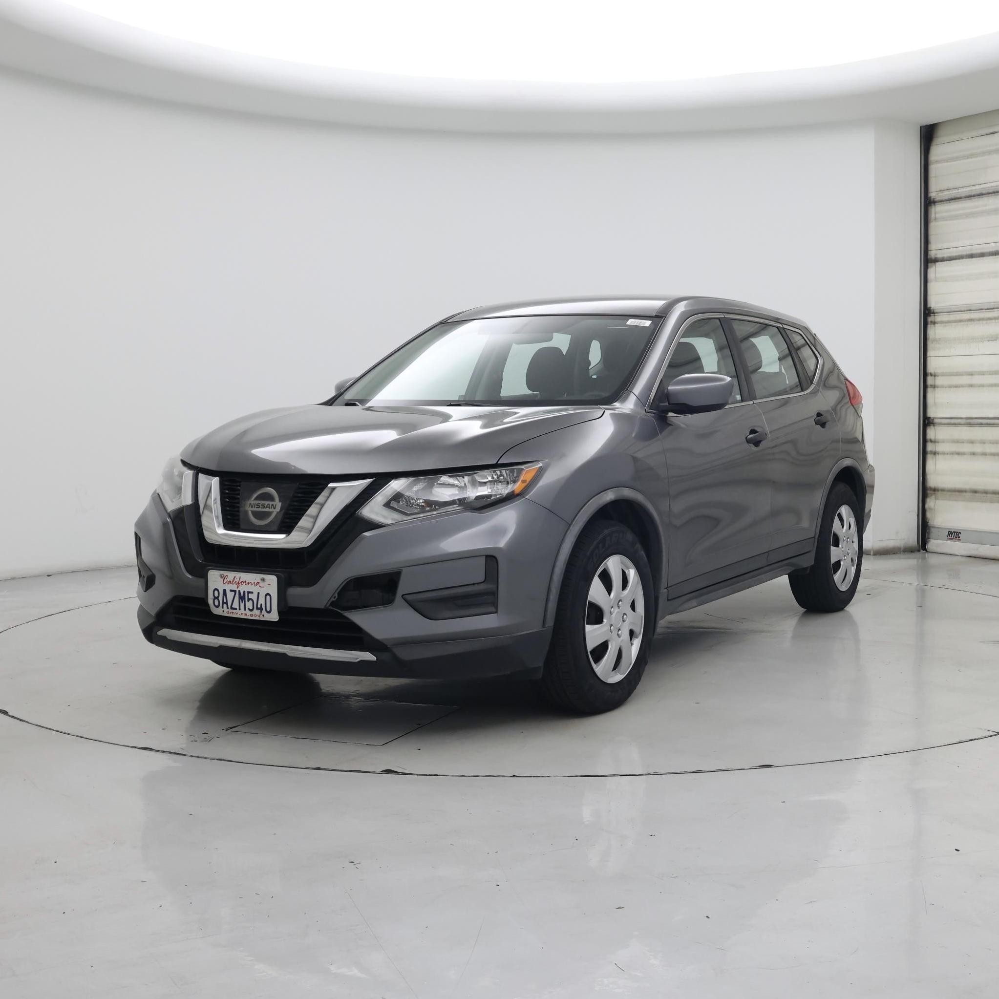 Thumbnail: 2017 Nissan Rogue - 4