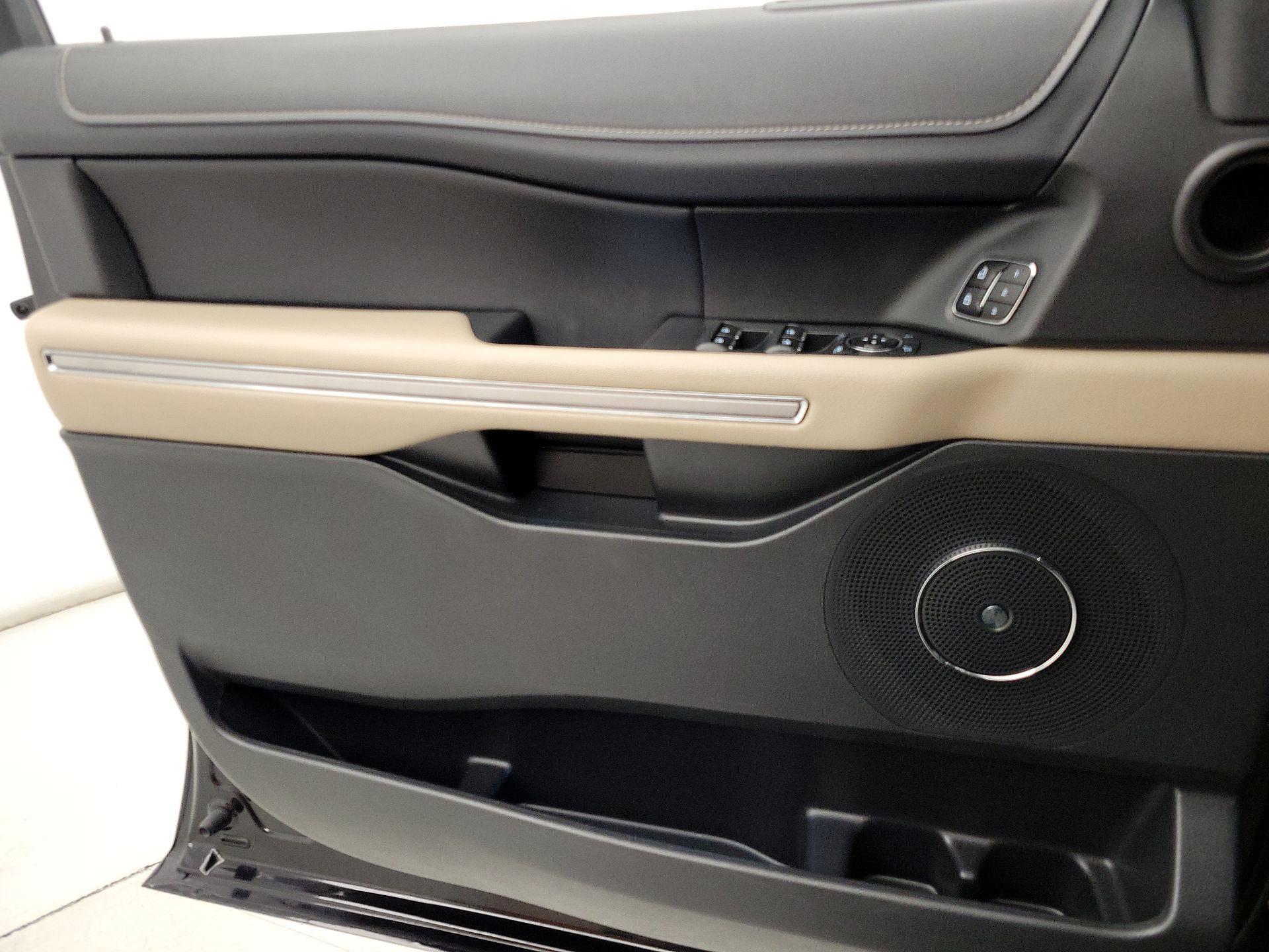 Thumbnail: 2024 Ford Expedition - 12