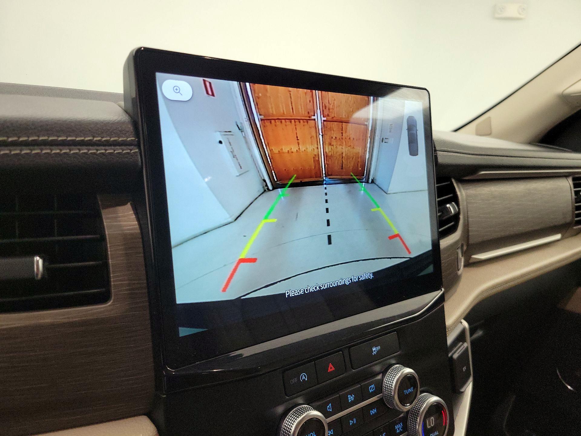 Thumbnail: 2024 Ford Expedition - 15