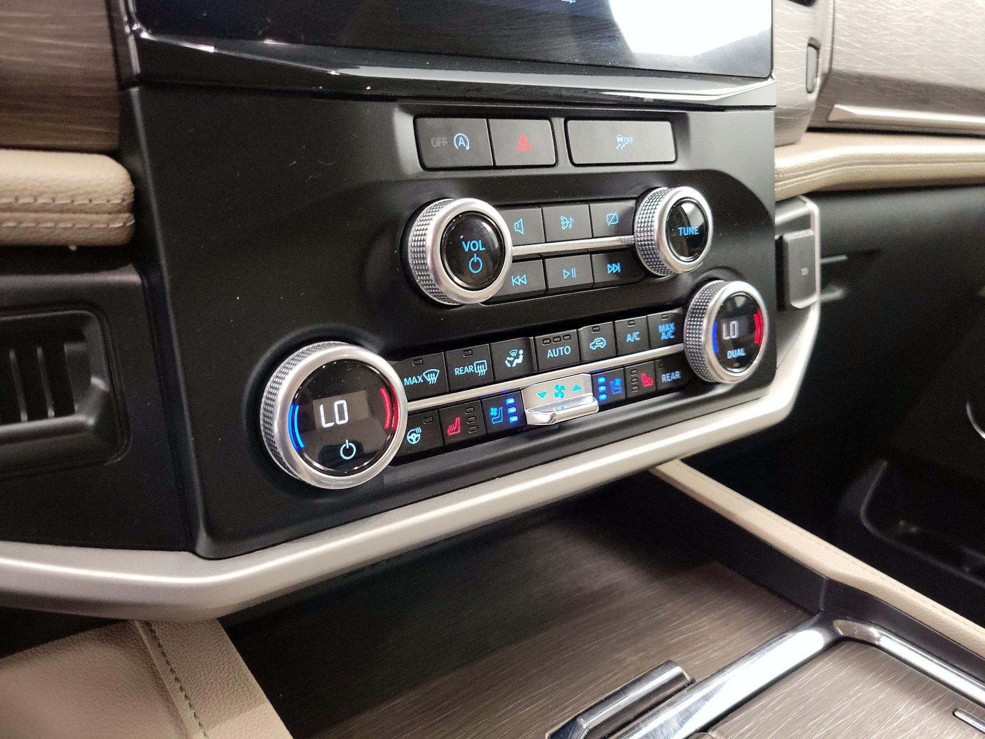 Thumbnail: 2024 Ford Expedition - 17