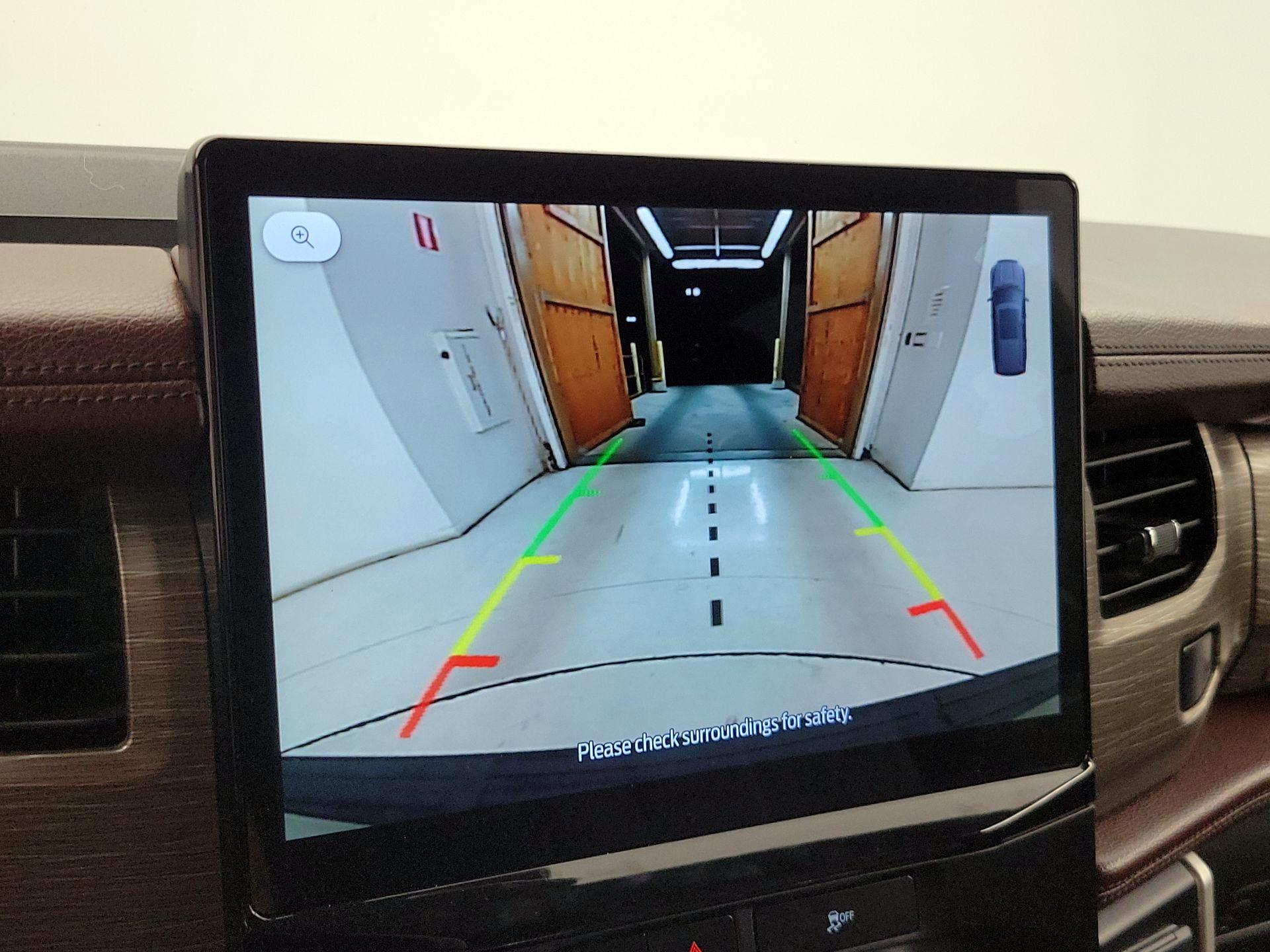 Thumbnail: 2024 Ford Expedition - 15