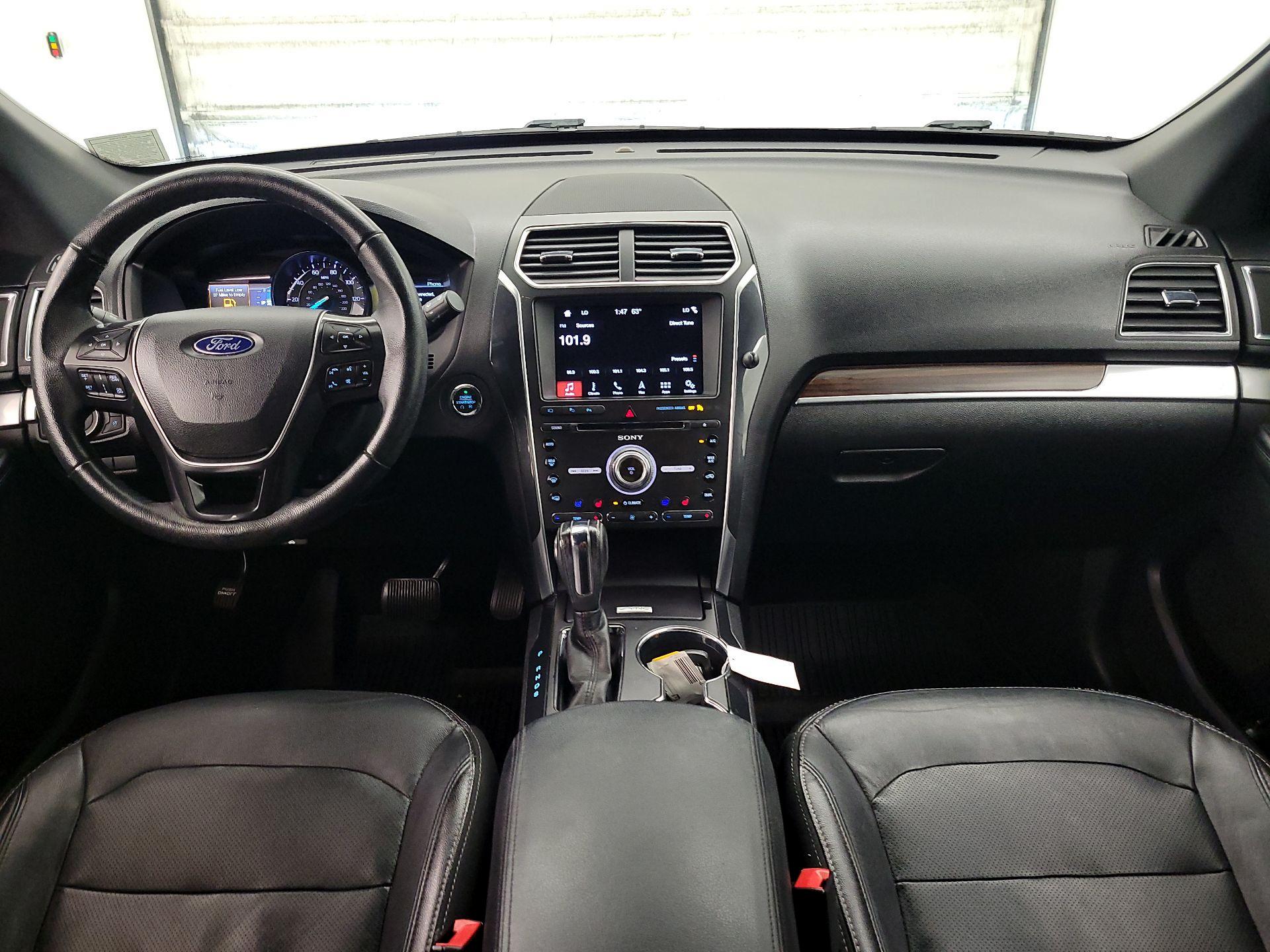 Thumbnail: 2018 Ford Explorer - 9
