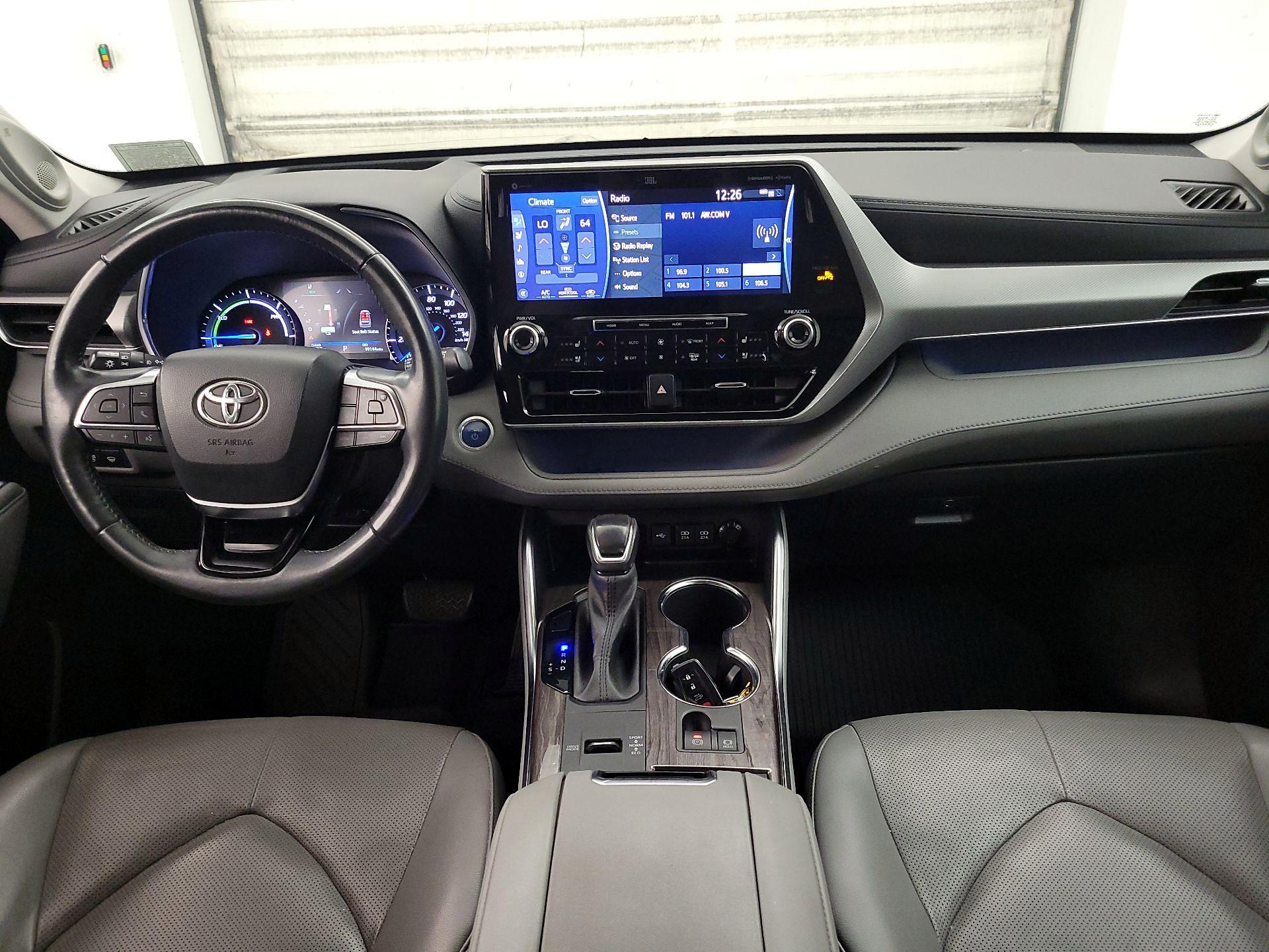 Thumbnail: 2021 Toyota Highlander - 9