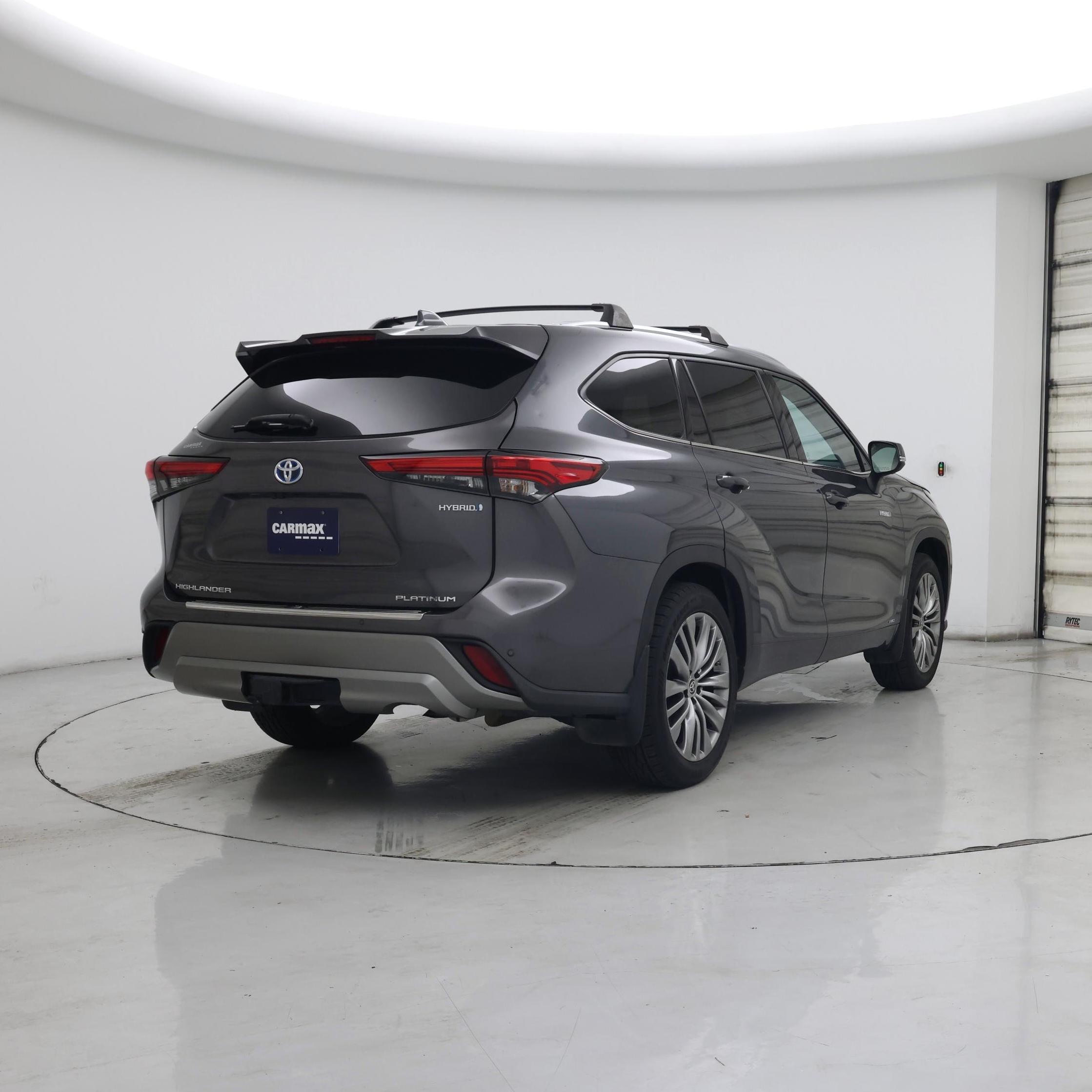 Thumbnail: 2021 Toyota Highlander - 8