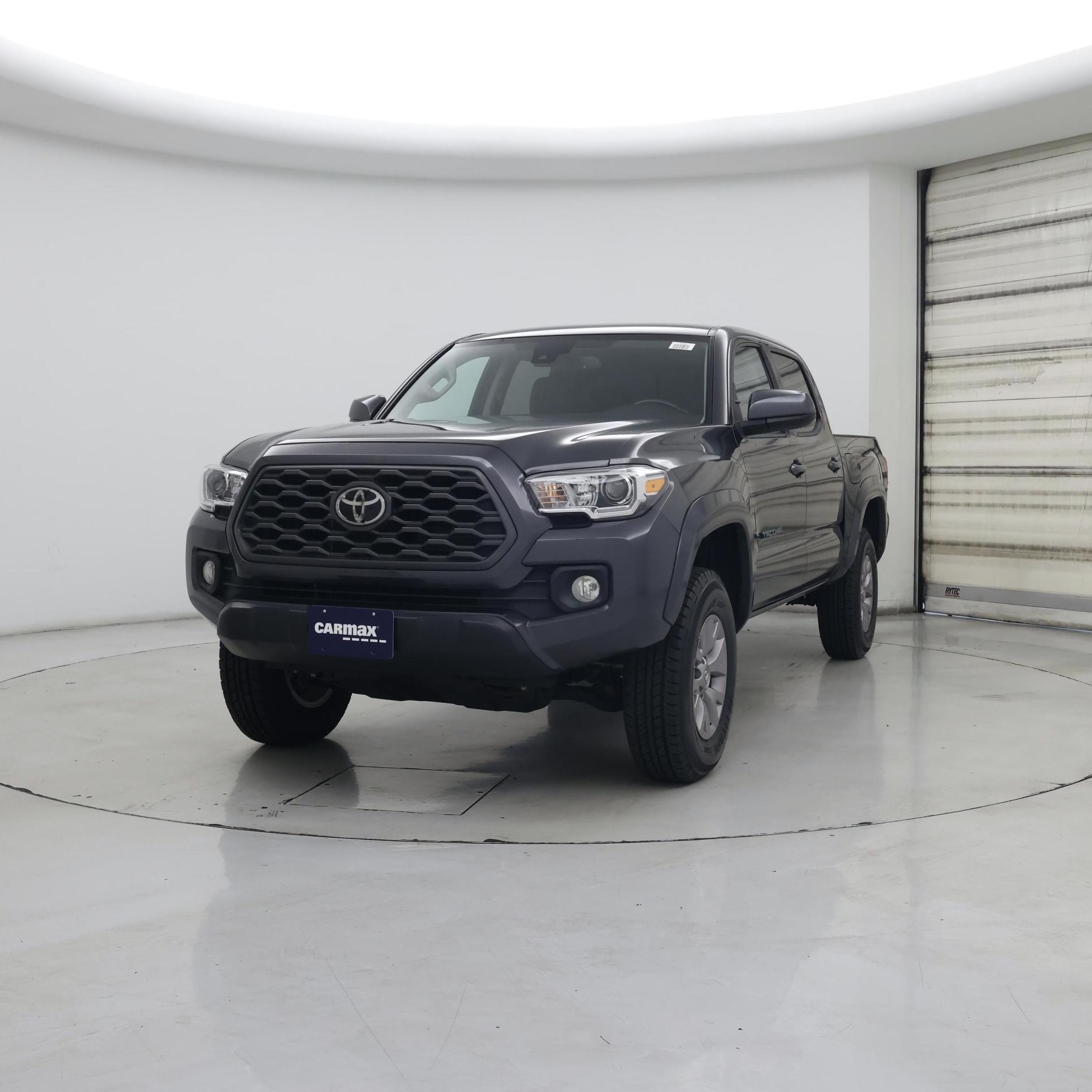 Thumbnail: 2019 Toyota Tacoma - 4