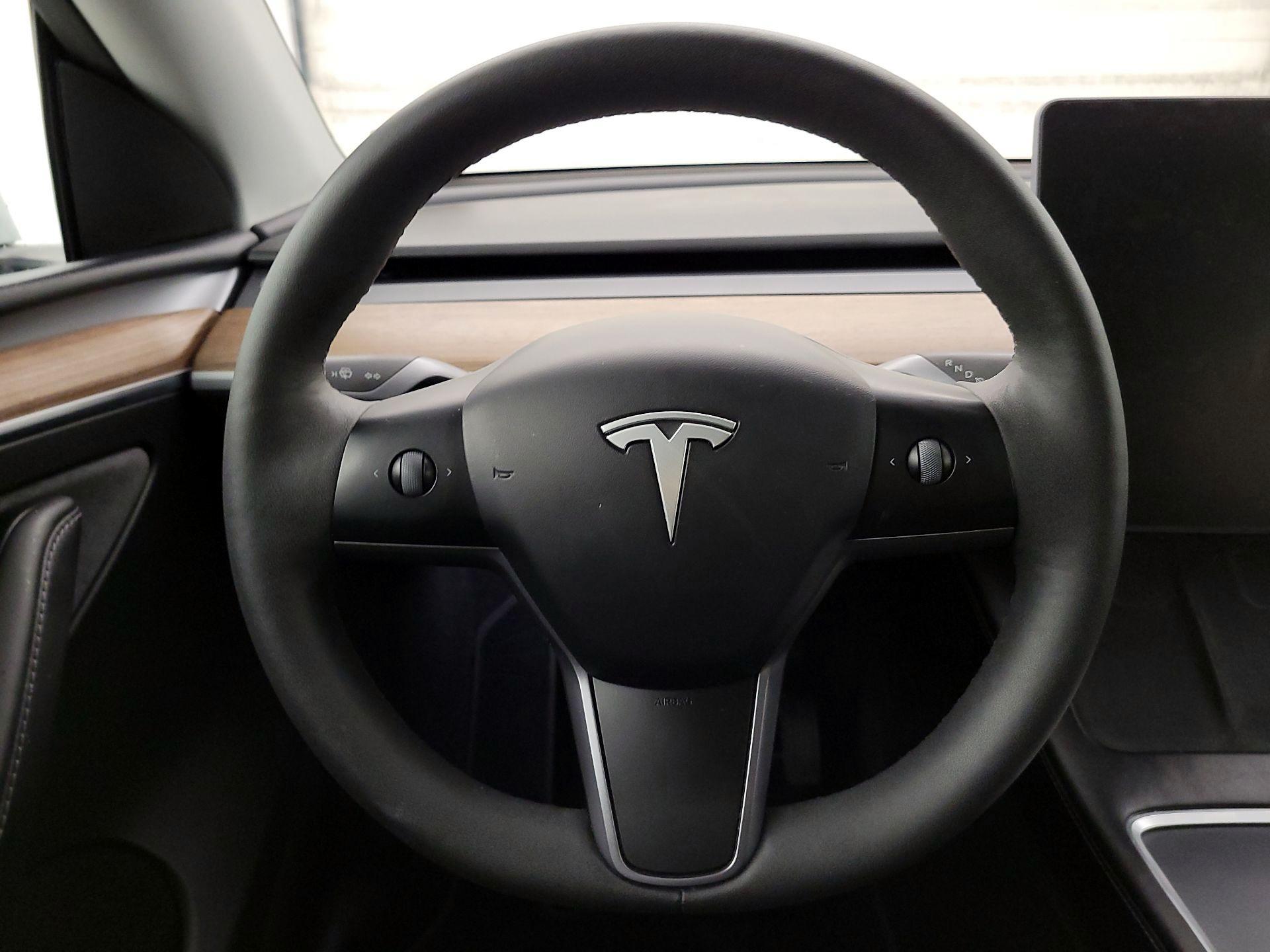 Thumbnail: 2024 Tesla Model Y - 10