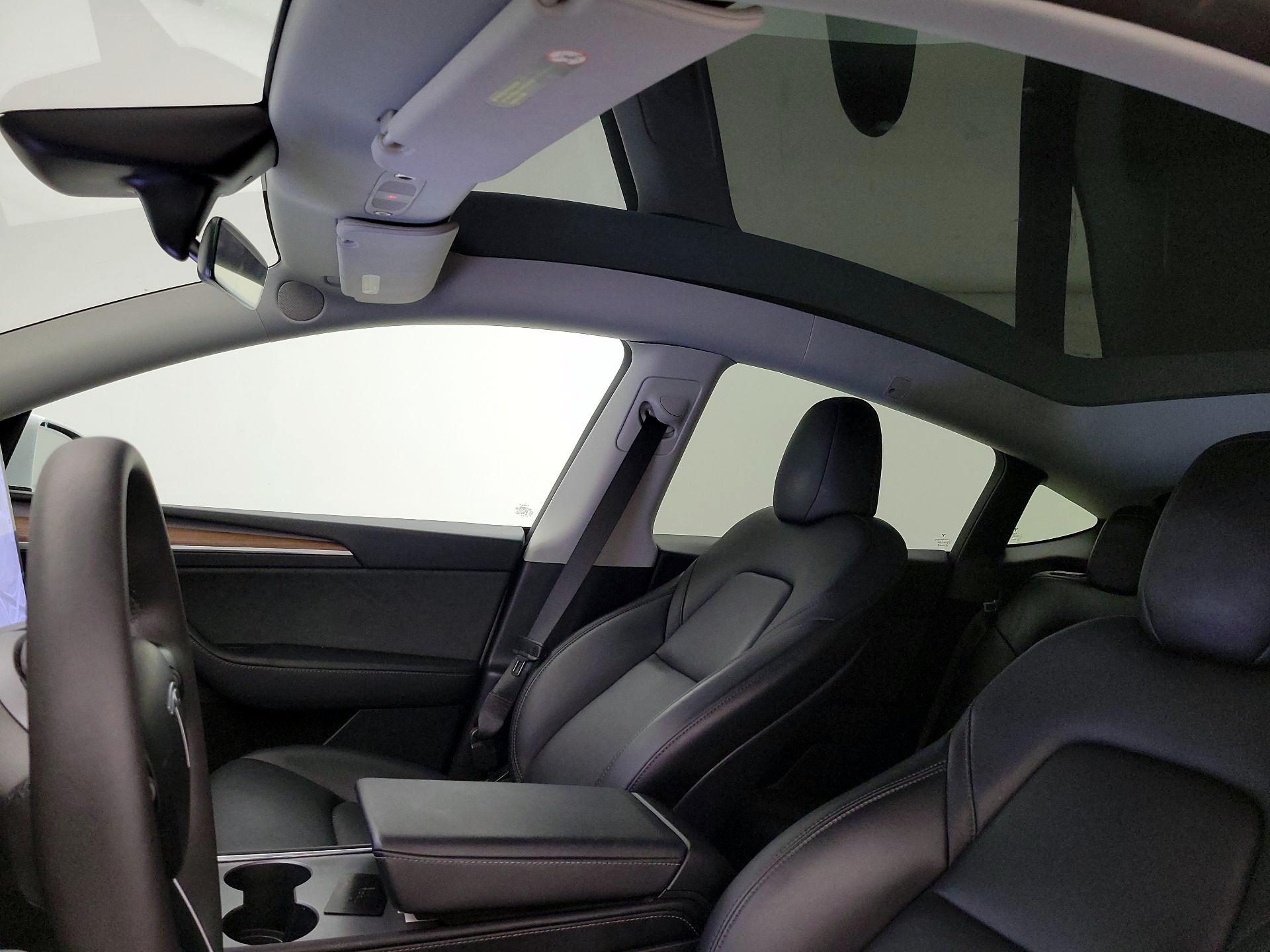 Thumbnail: 2024 Tesla Model Y - 18
