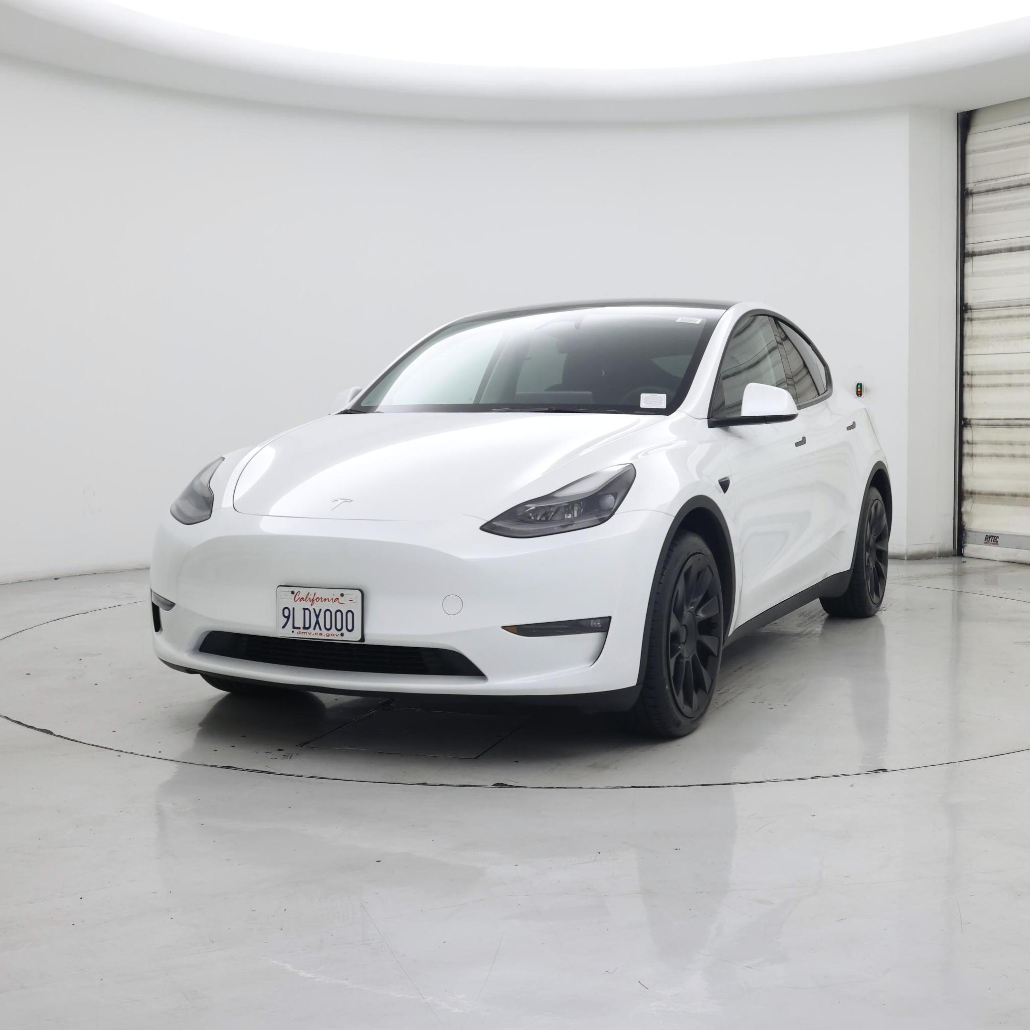 Thumbnail: 2024 Tesla Model Y - 4