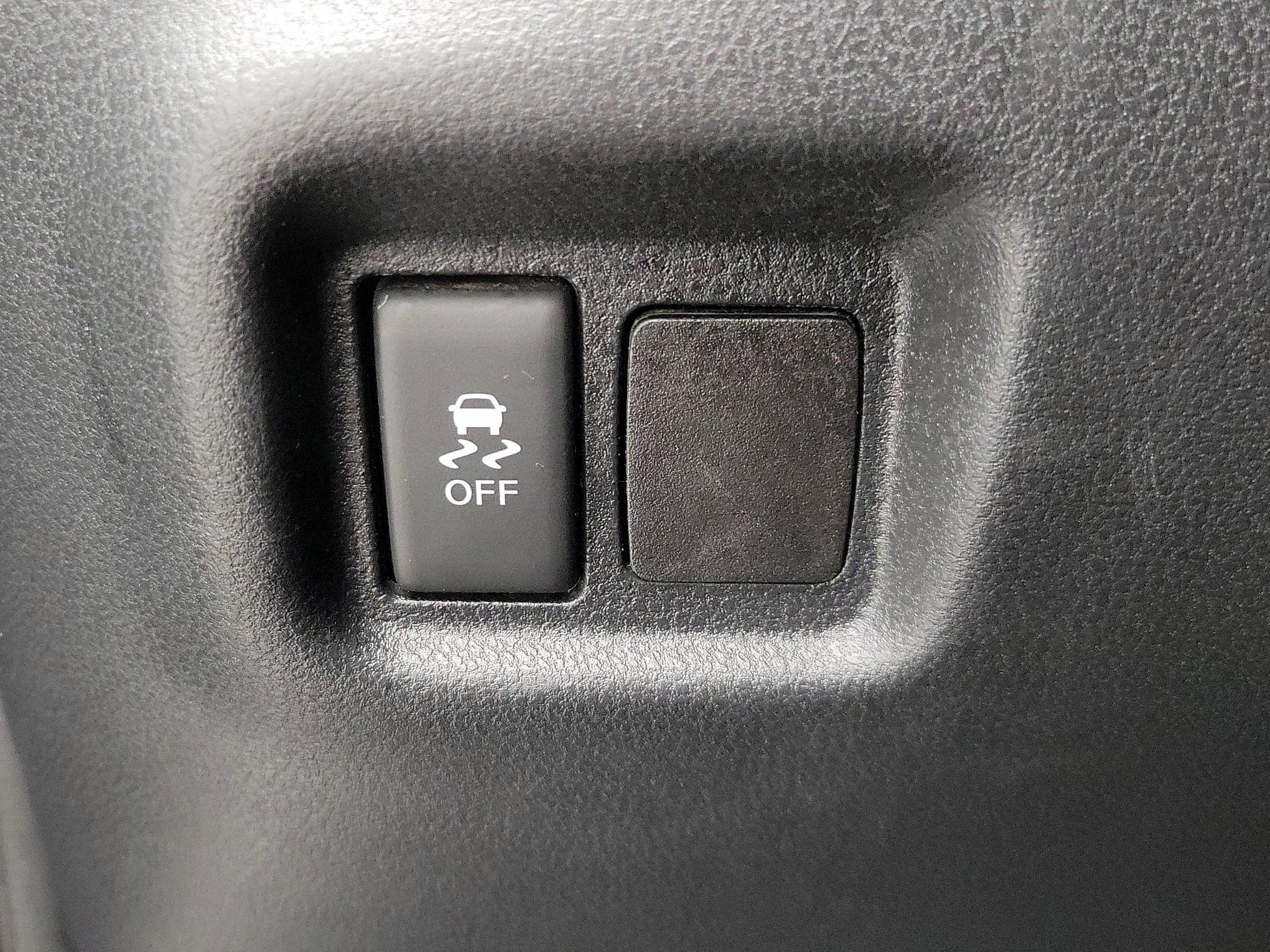 Thumbnail: 2019 Nissan Versa - 13