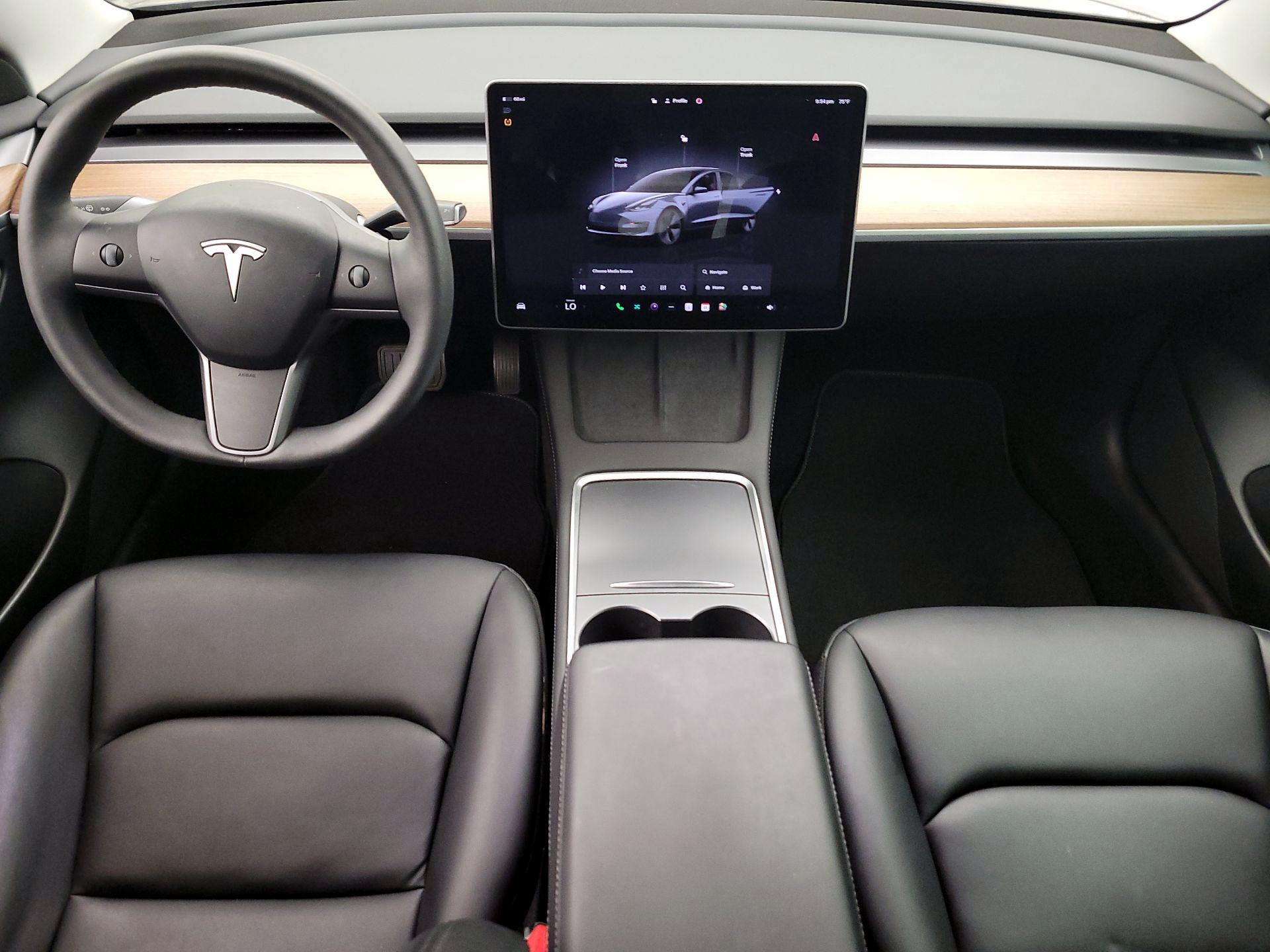 Thumbnail: 2023 Tesla Model 3 - 9