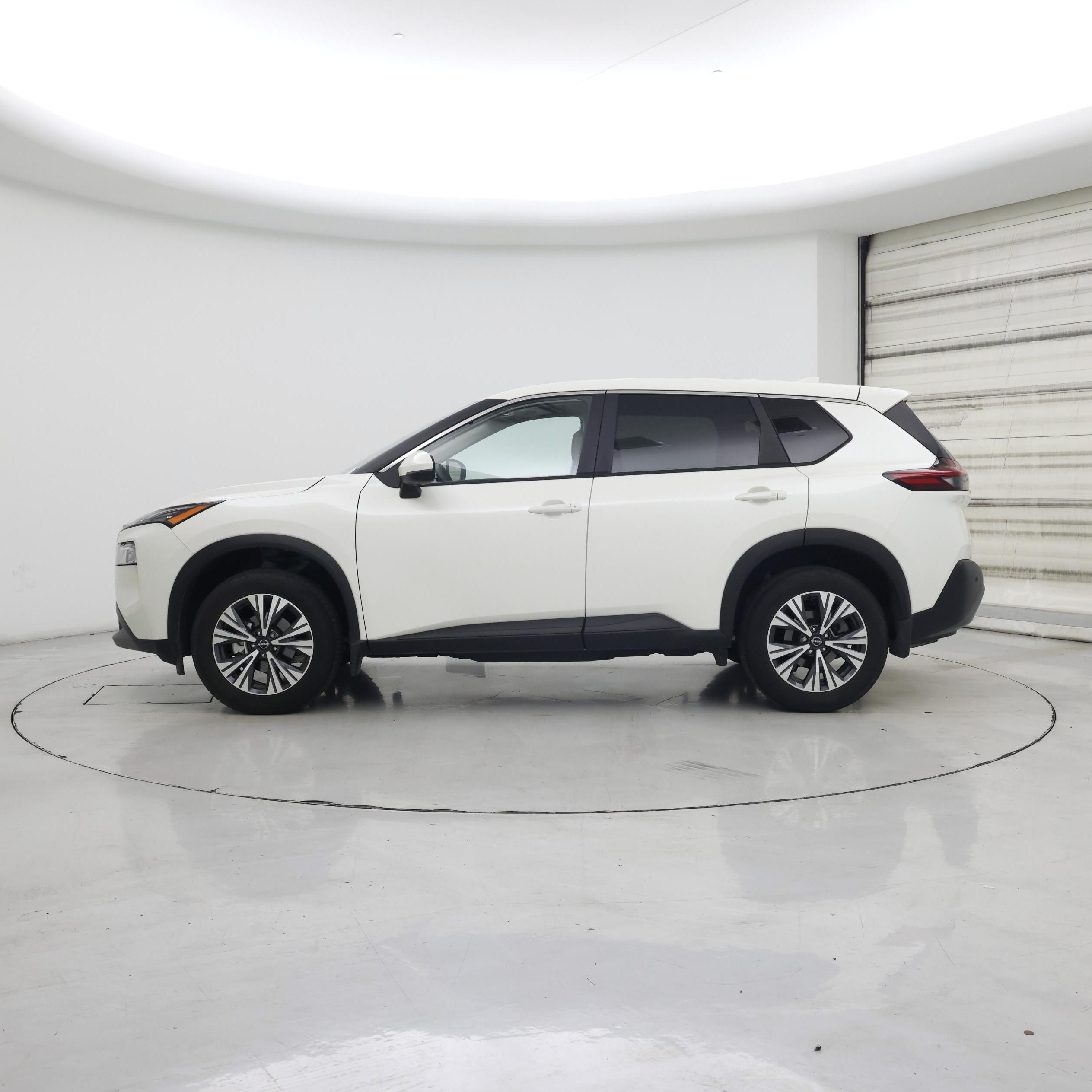 Thumbnail: 2023 Nissan Rogue - 3