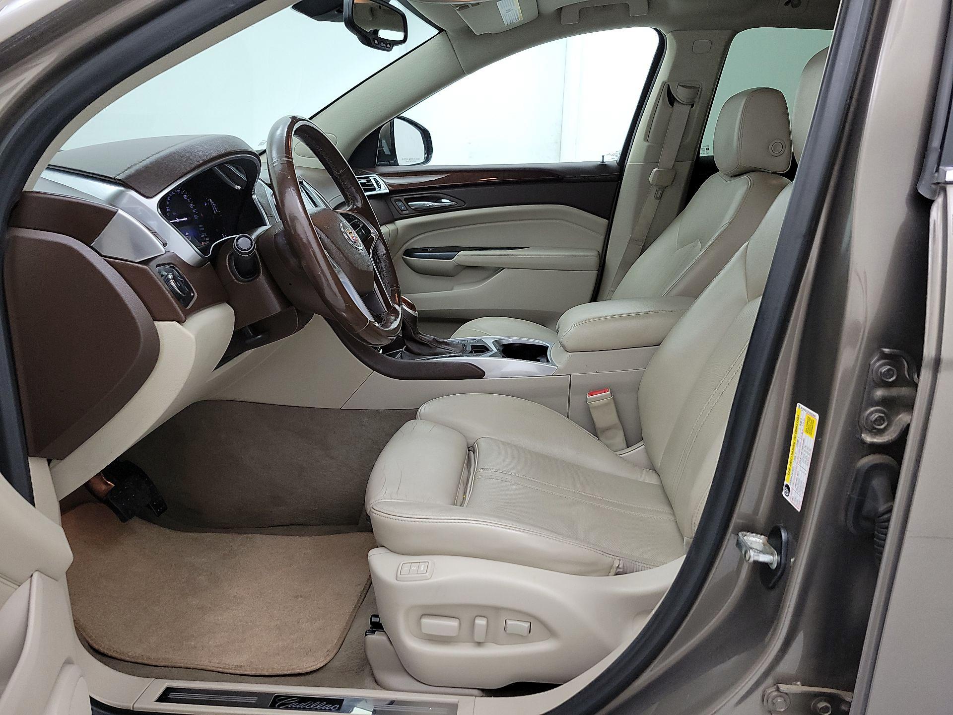 Thumbnail: 2016 Cadillac SRX - 11