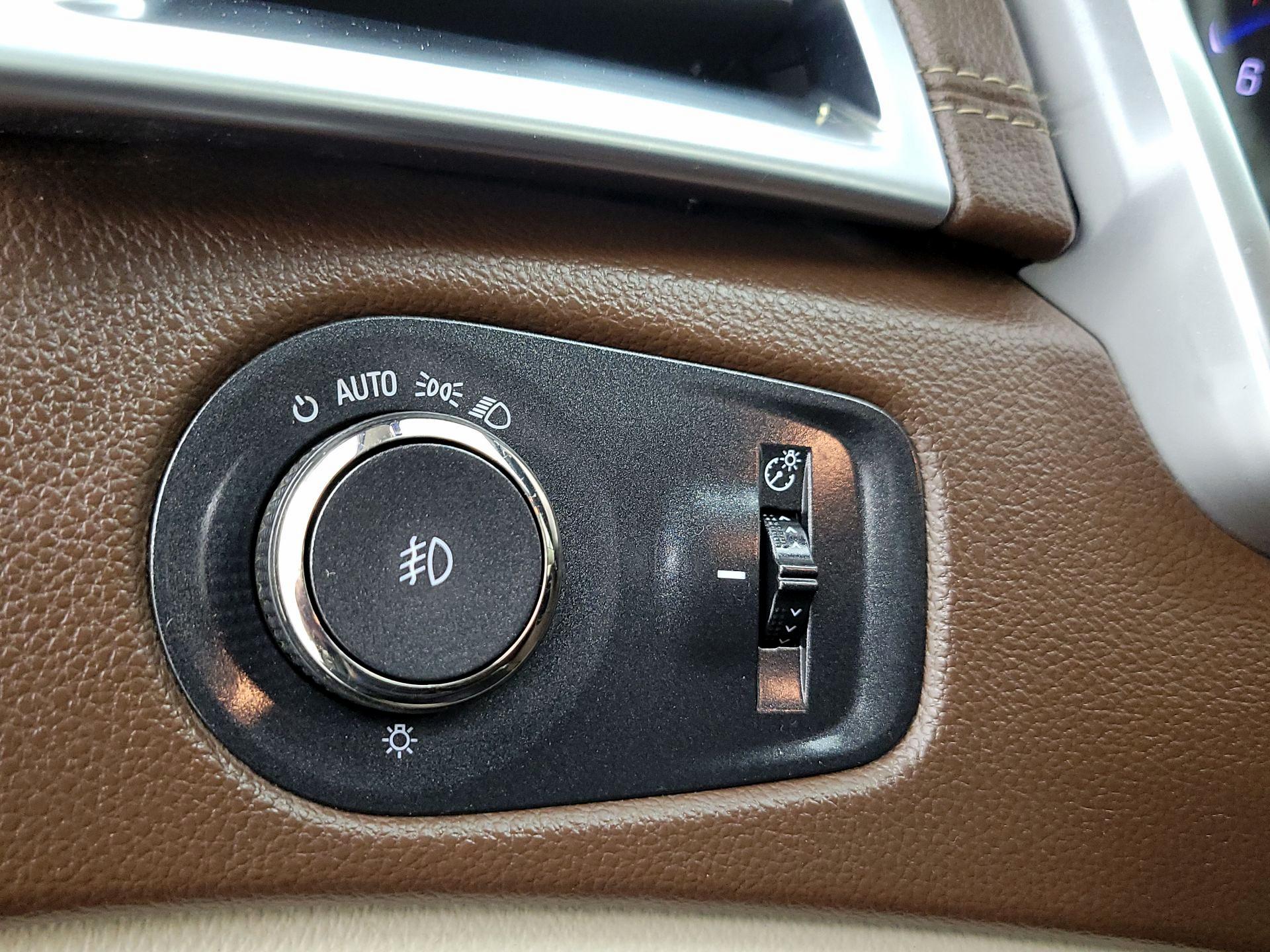 Thumbnail: 2016 Cadillac SRX - 13