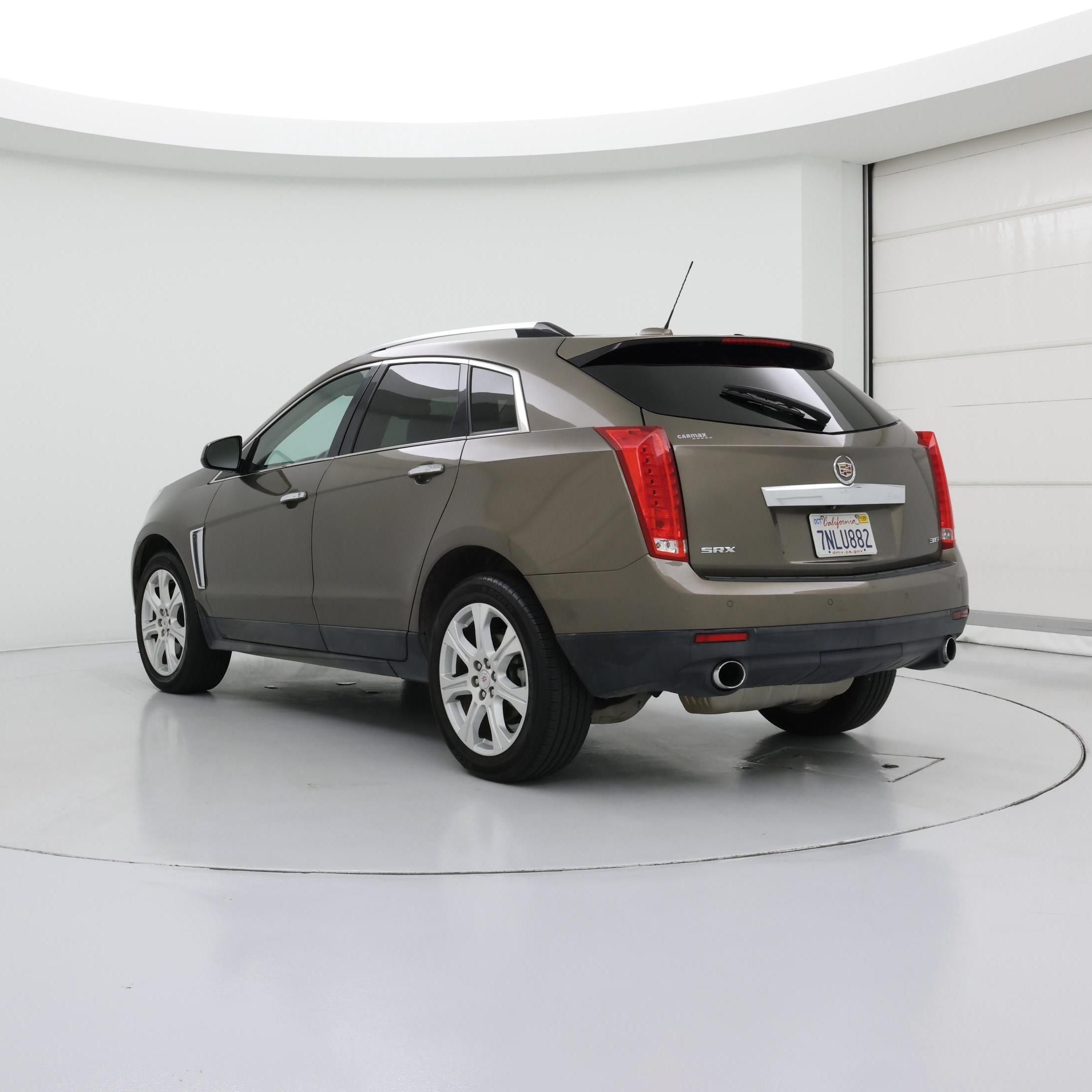 Thumbnail: 2016 Cadillac SRX - 2