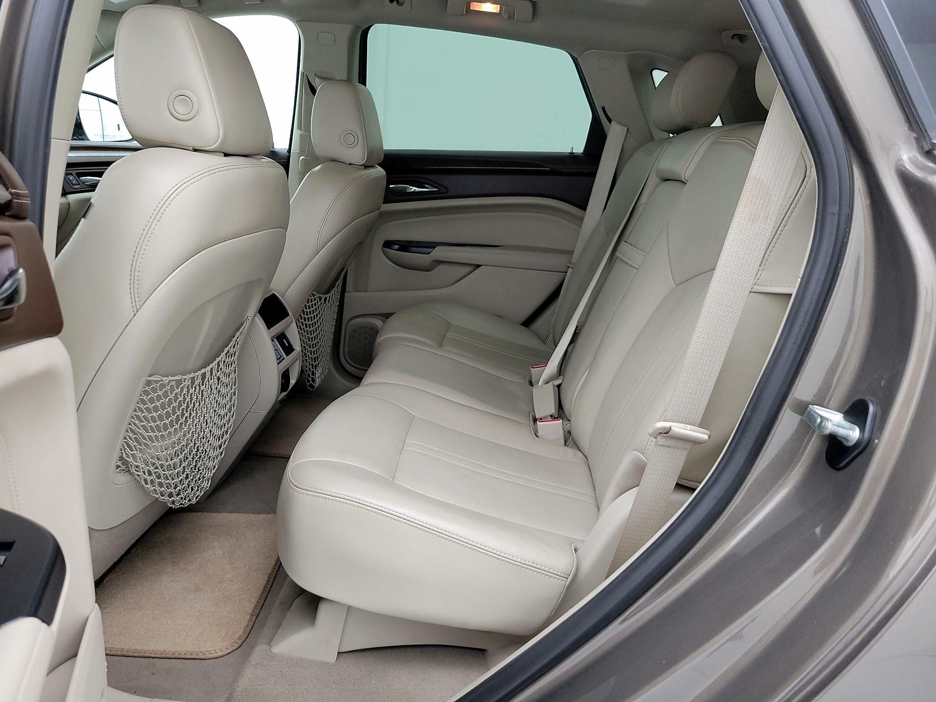 Thumbnail: 2016 Cadillac SRX - 19