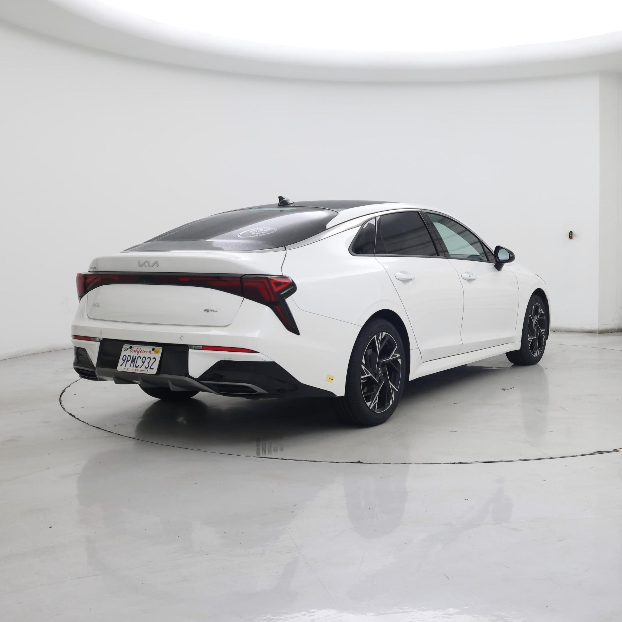 Thumbnail: 2025 Kia K5 - 8