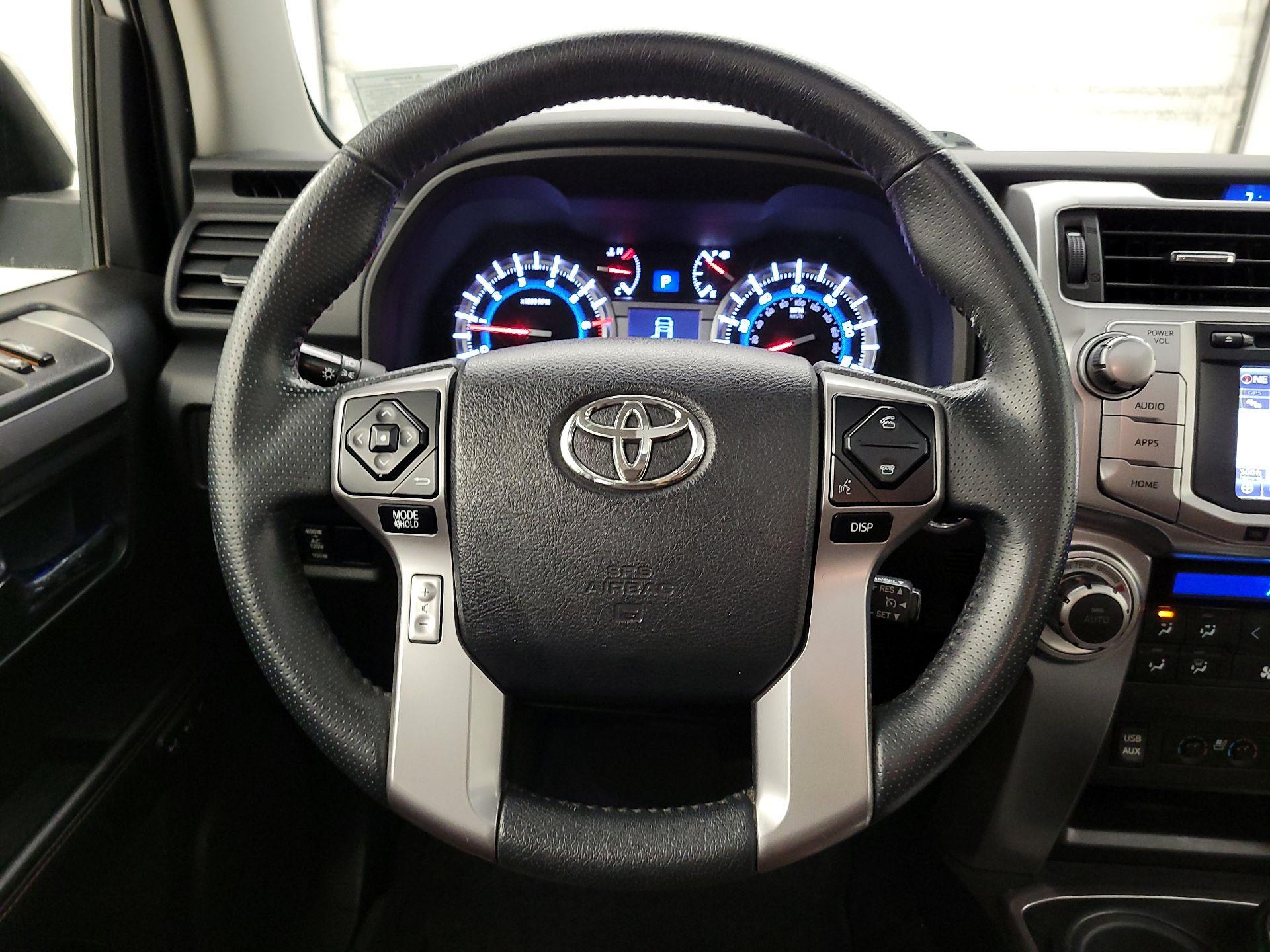 Thumbnail: 2019 Toyota 4Runner - 10