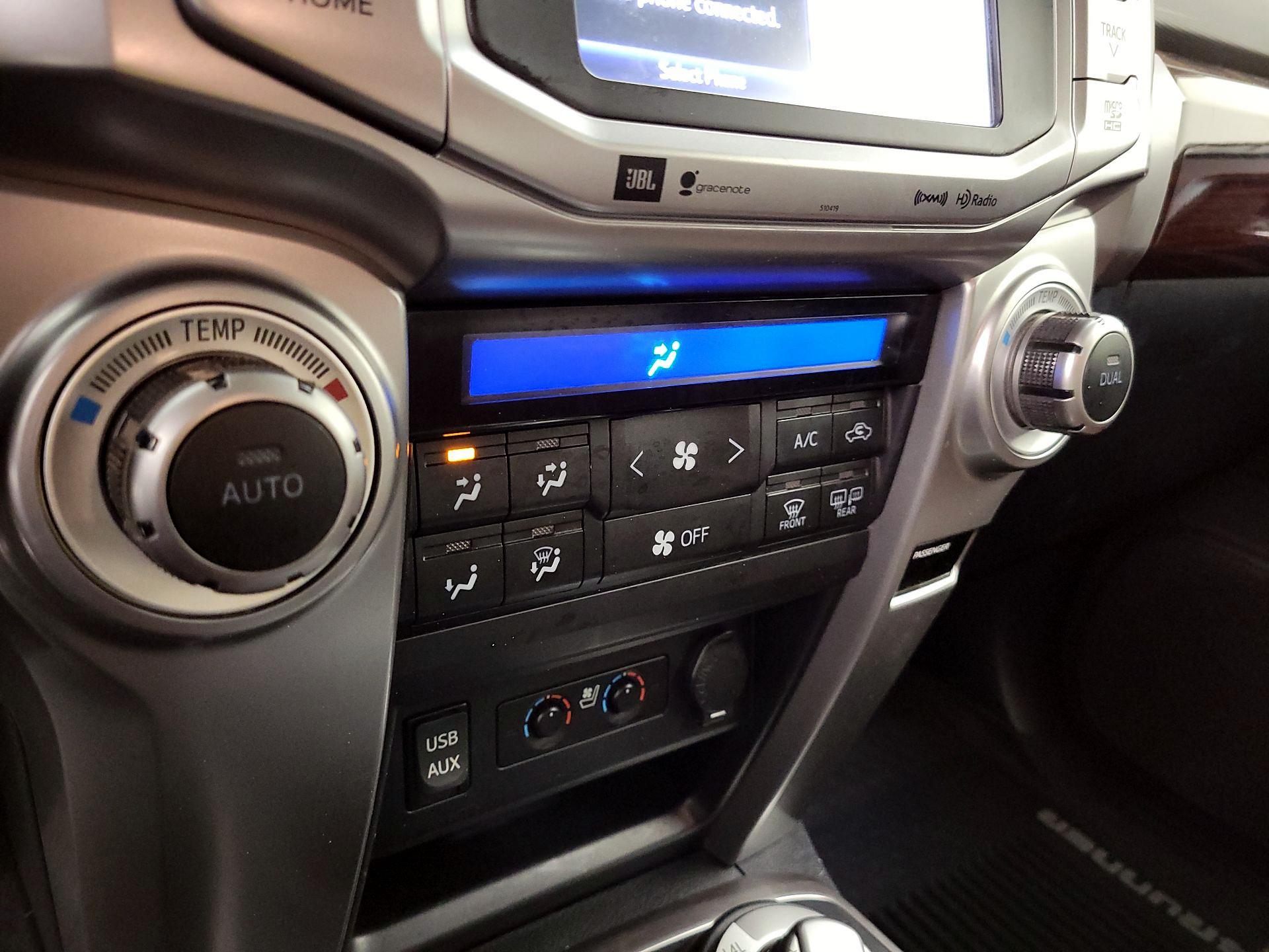 Thumbnail: 2019 Toyota 4Runner - 17