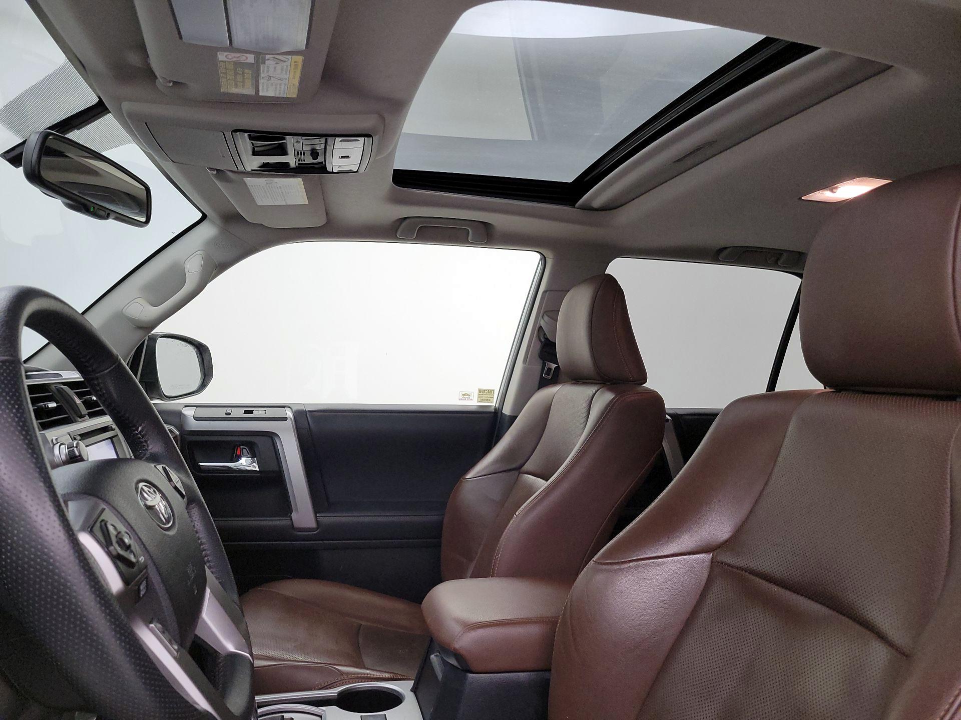 Thumbnail: 2019 Toyota 4Runner - 20