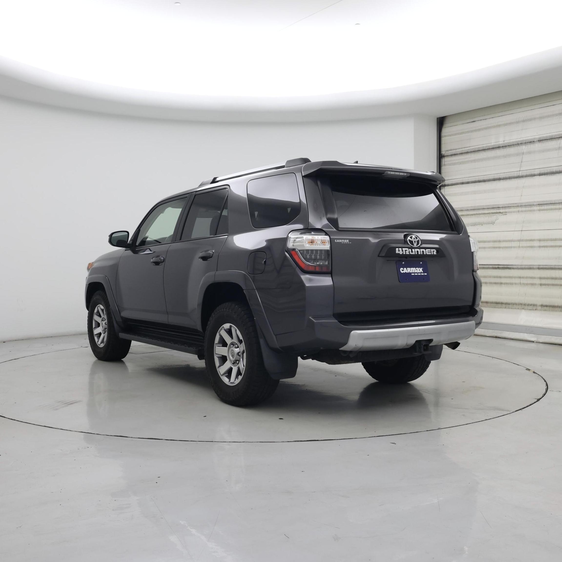 Thumbnail: 2015 Toyota 4Runner - 2