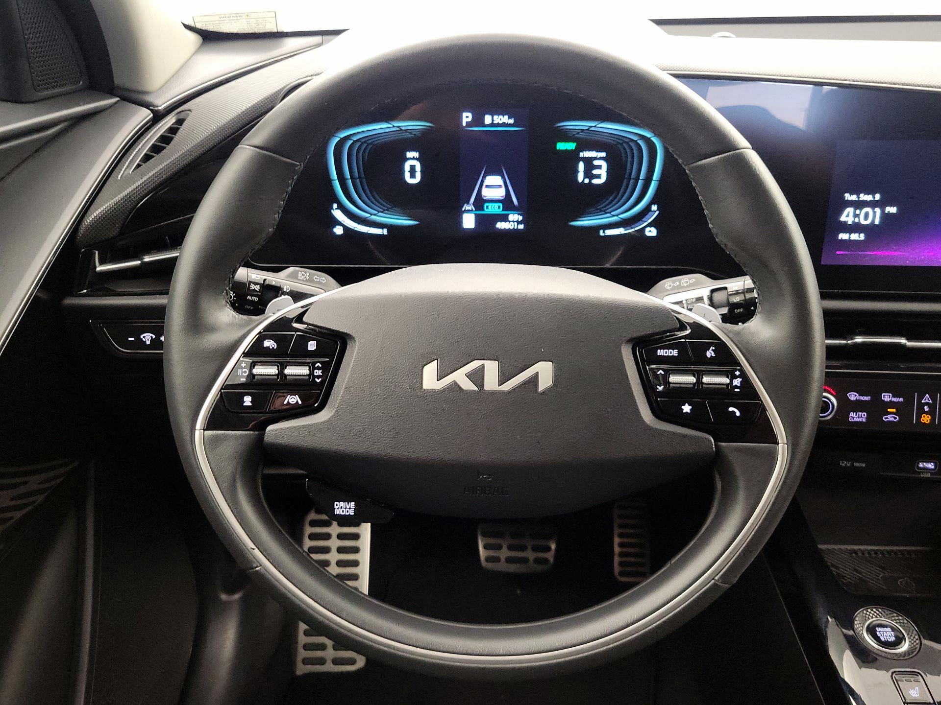 Thumbnail: 2023 Kia Niro - 10