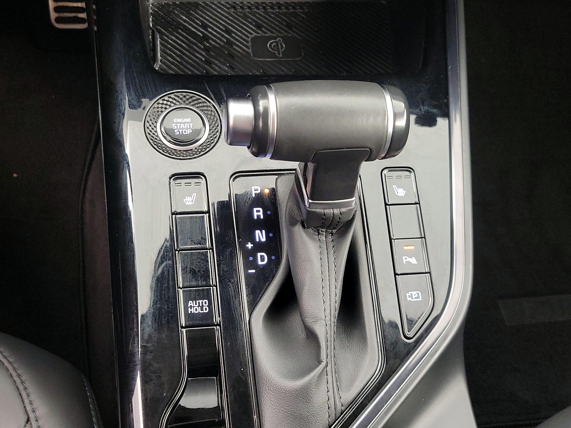 Thumbnail: 2023 Kia Niro - 18